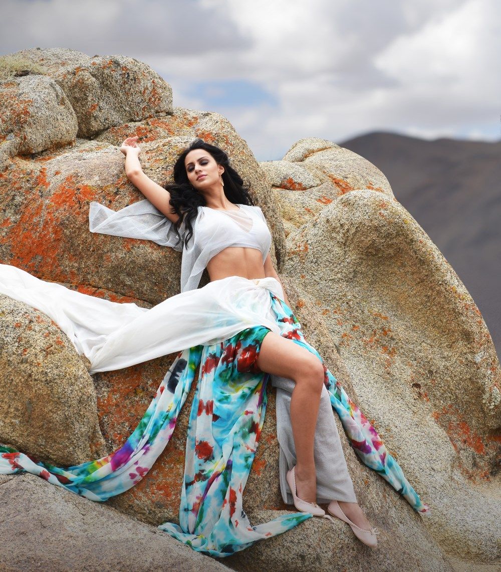 Sai Dharam Tej, Larissa Bonesi's Thikka movie stills, Image, Gallery