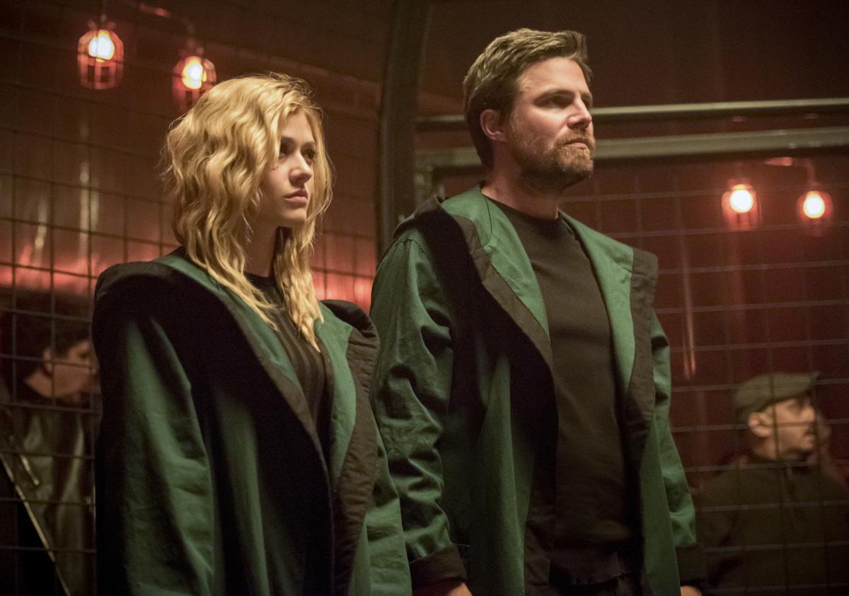 Everything We Know About 'Green Arrow And The Canaries' Series
