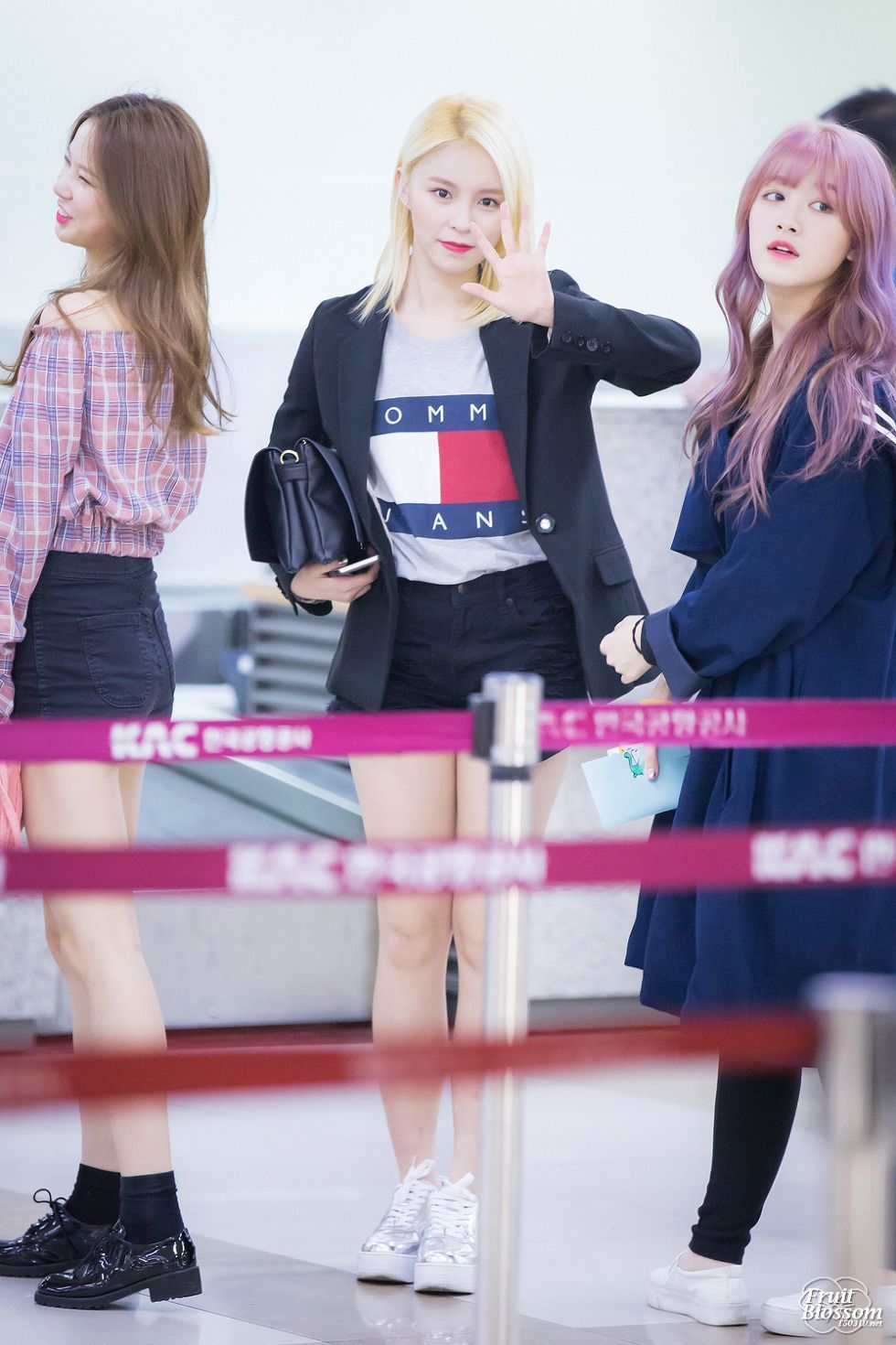 Yujin, Elkie and Seunghee. Kpop girls, Clc, Kpop