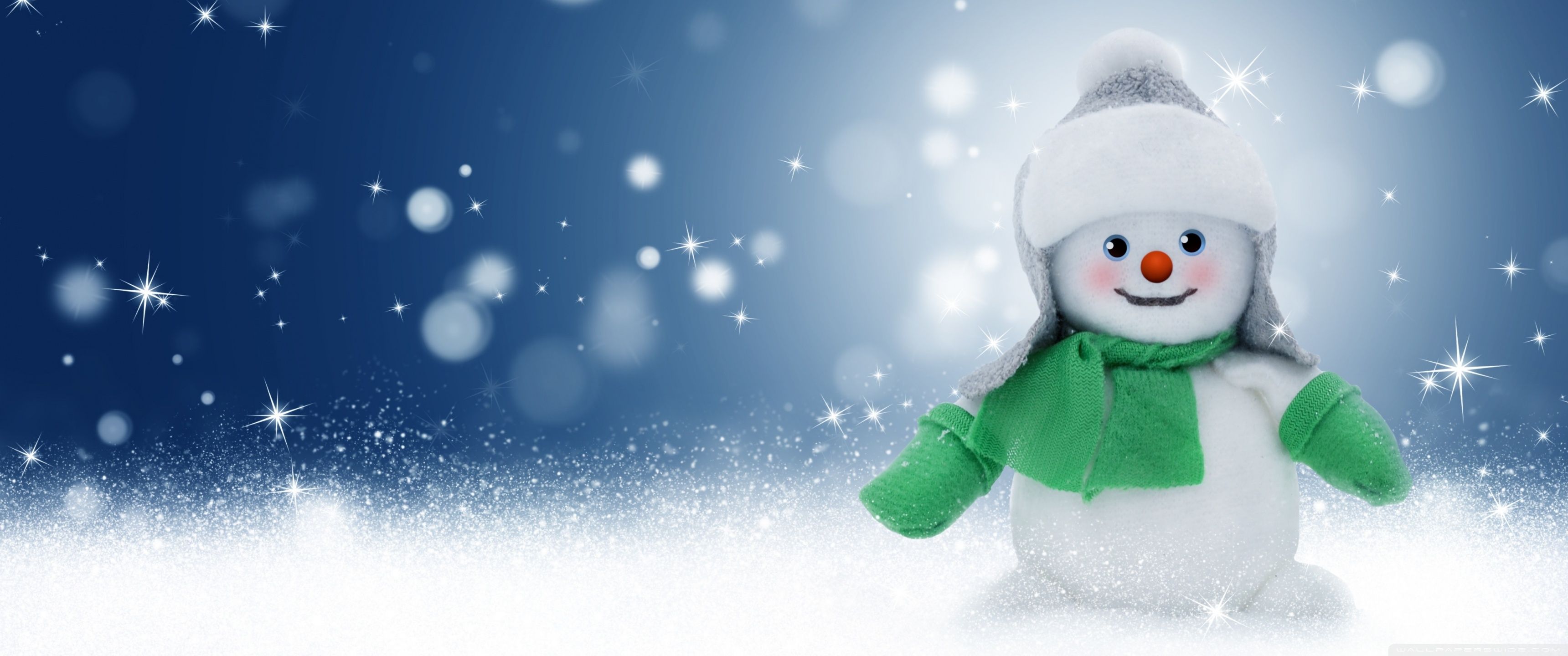 Cute Christmas Snowman Ultra HD Desktop Background Wallpaper for 4K UHD TV, Widescreen & UltraWide Desktop & Laptop, Multi Display, Dual & Triple Monitor, Tablet
