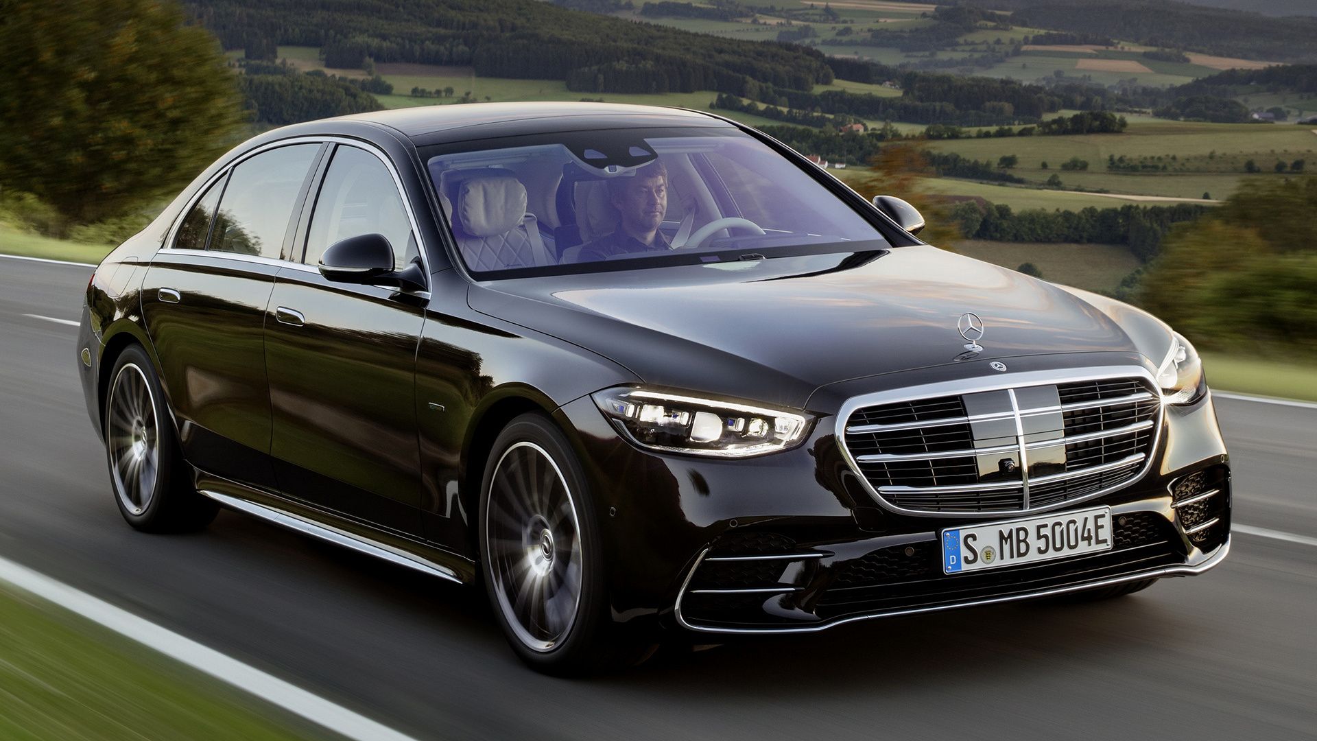 Mercedes Benz S Class Plug In Hybrid AMG Line [Long] And HD Image