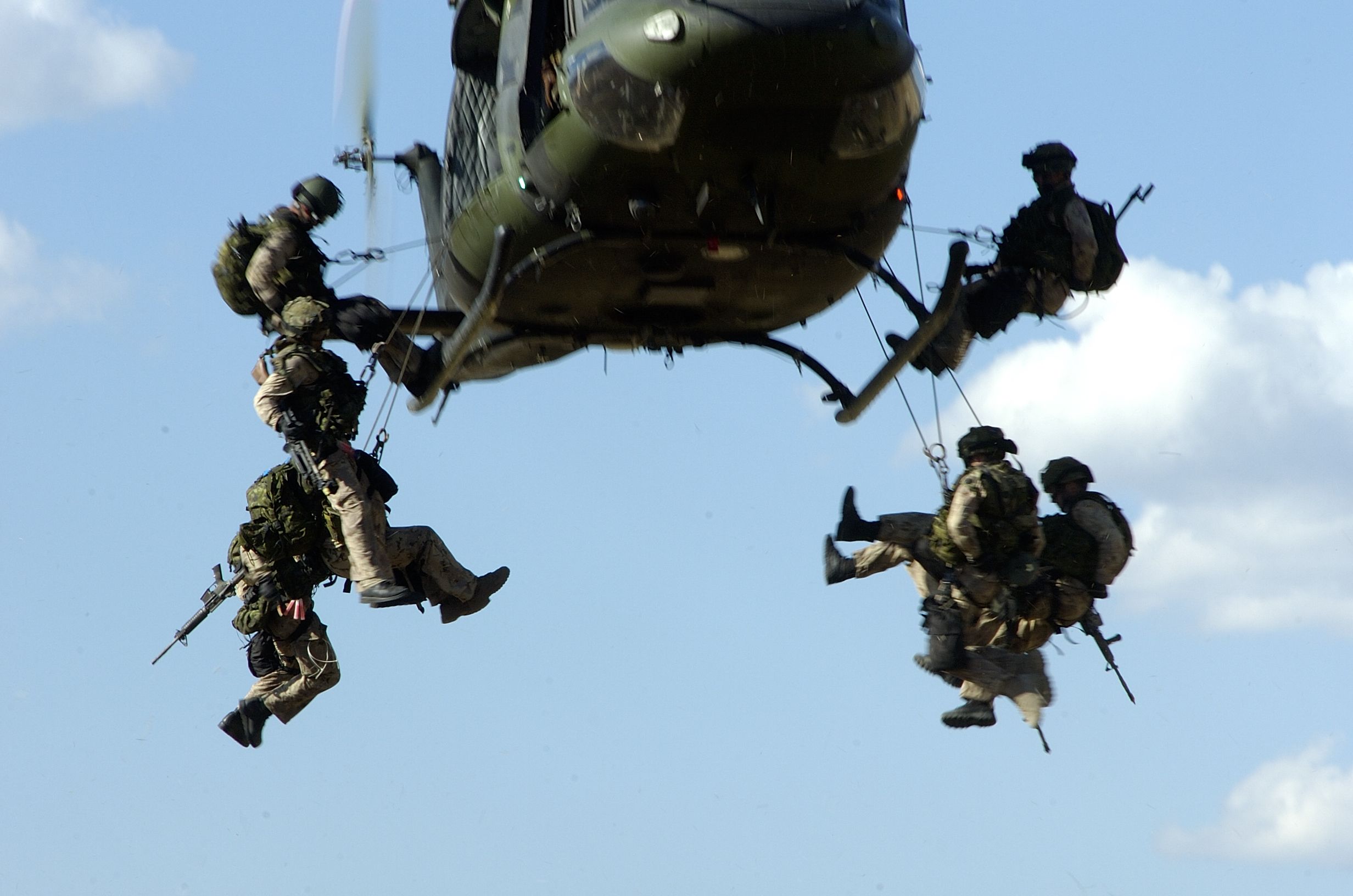 soldiers, war, helicopters, US Army, vehicles, Huey wallpaper