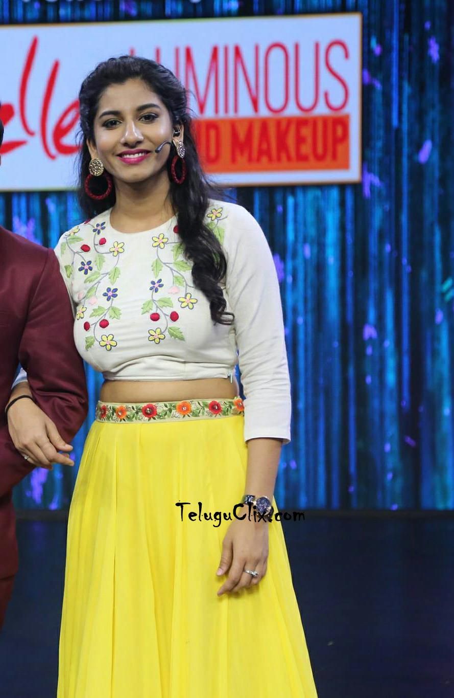 Vishnu Priya Bhimeneni Latest Recent New HD HQ Photo Hot Stills Pics