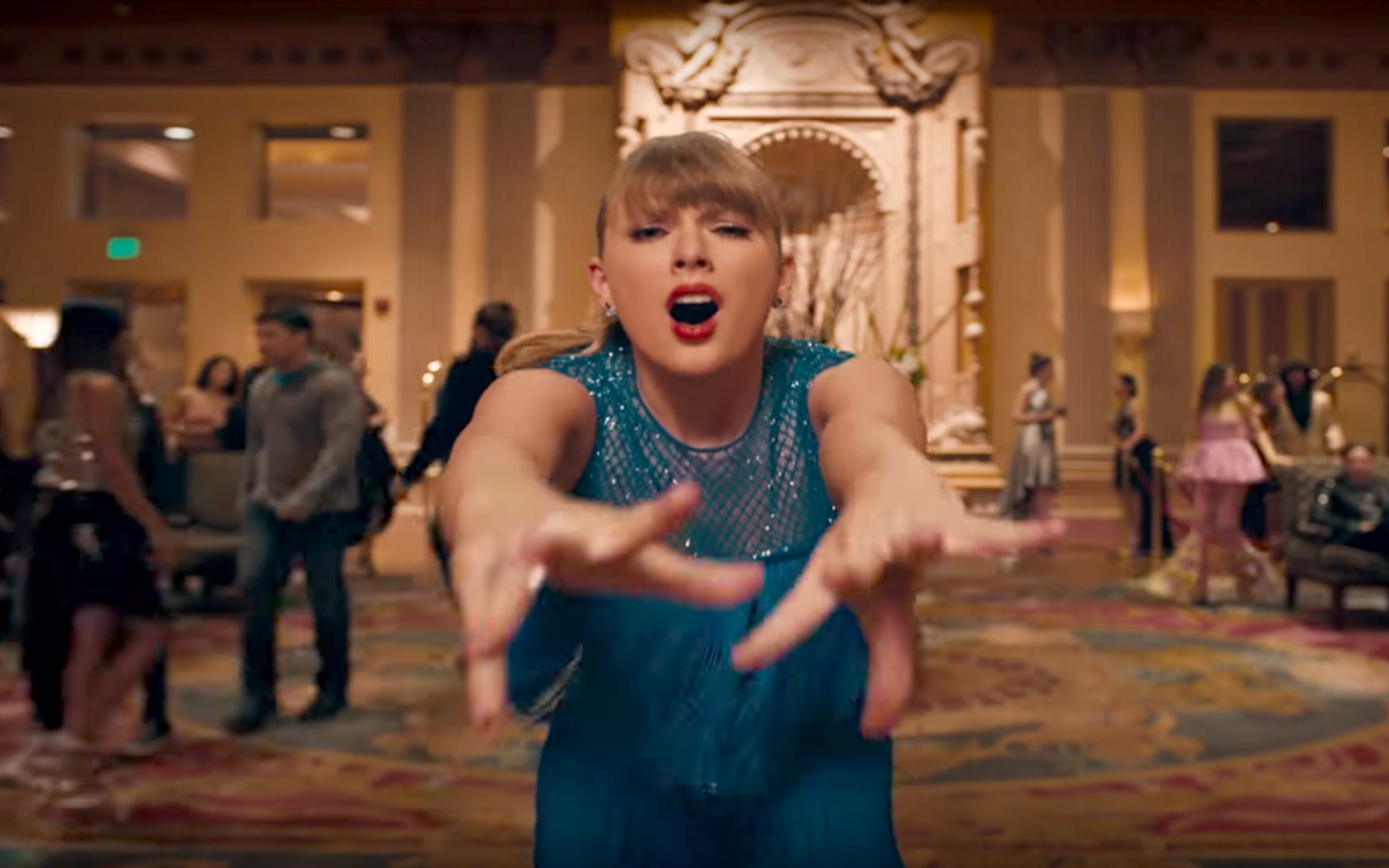 Is Taylor Swift's 'Delicate' Music Video A Rip Off?