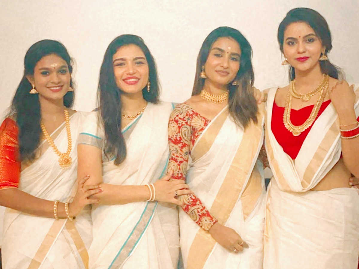 Chaitra Reddy enjoys her first Onam with BFFs Shabana, Nakshathra and Reshma Muralidaran; see pics of India
