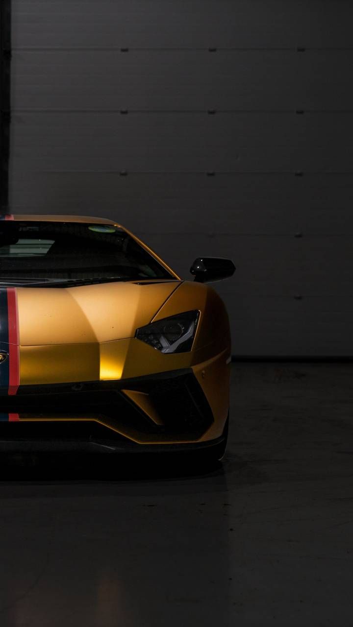 Gold Lamborghini wallpaper