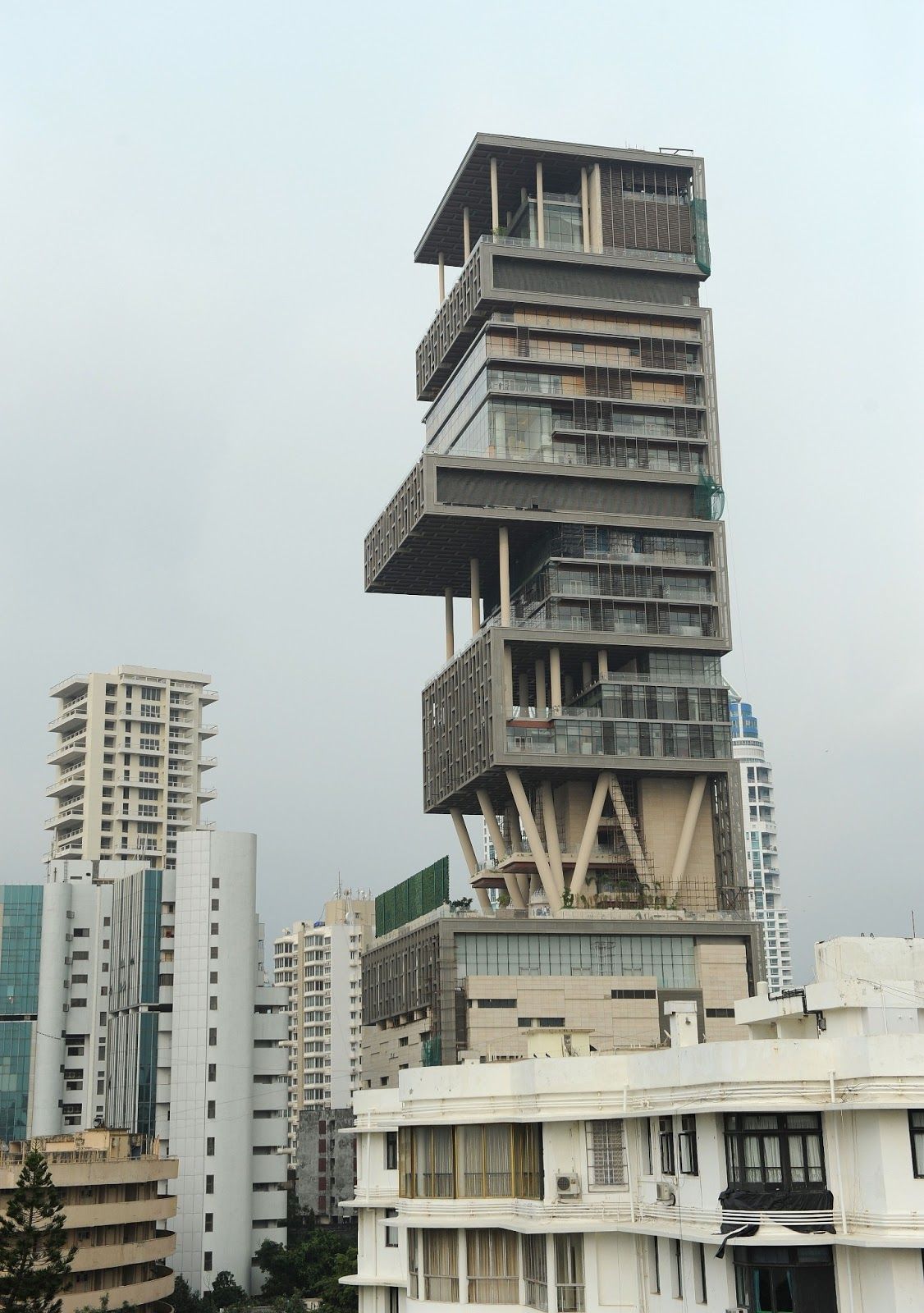 Antilia Most Expensive Home In The World. Most Beautiful Pages. Expensive Houses, Ambani House, Billion Dollar Homes