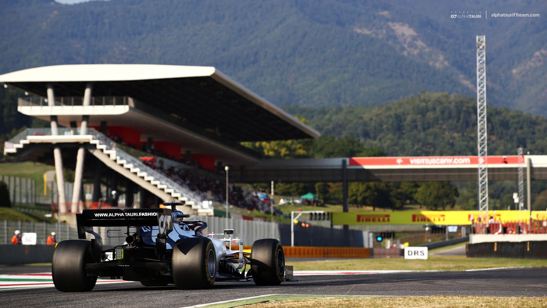 Download F1 Wallpaper