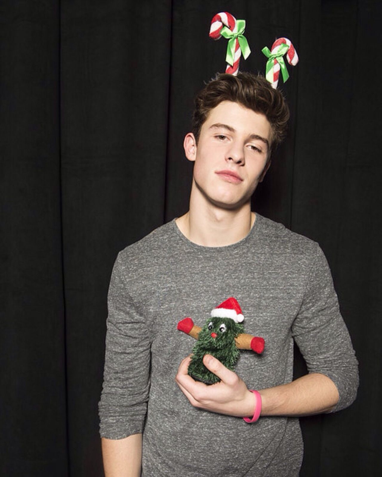 Shawn mendes christmas