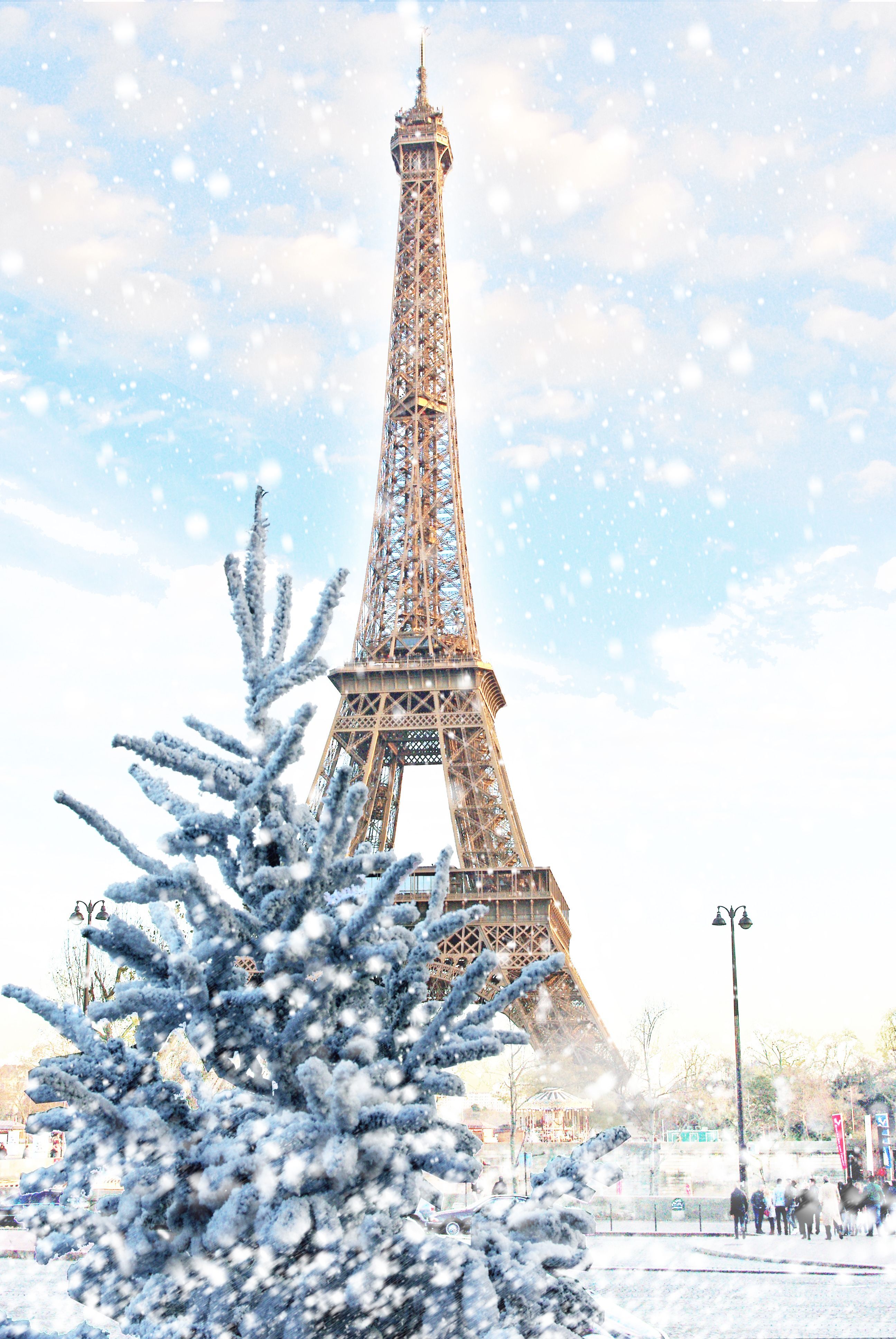 Today is the 1st day of Winter in France! Discover my Winter Wonderland! #MonHiverAParisIDF #Christ. Paris wallpaper, Eiffel tower photography, Christmas in paris