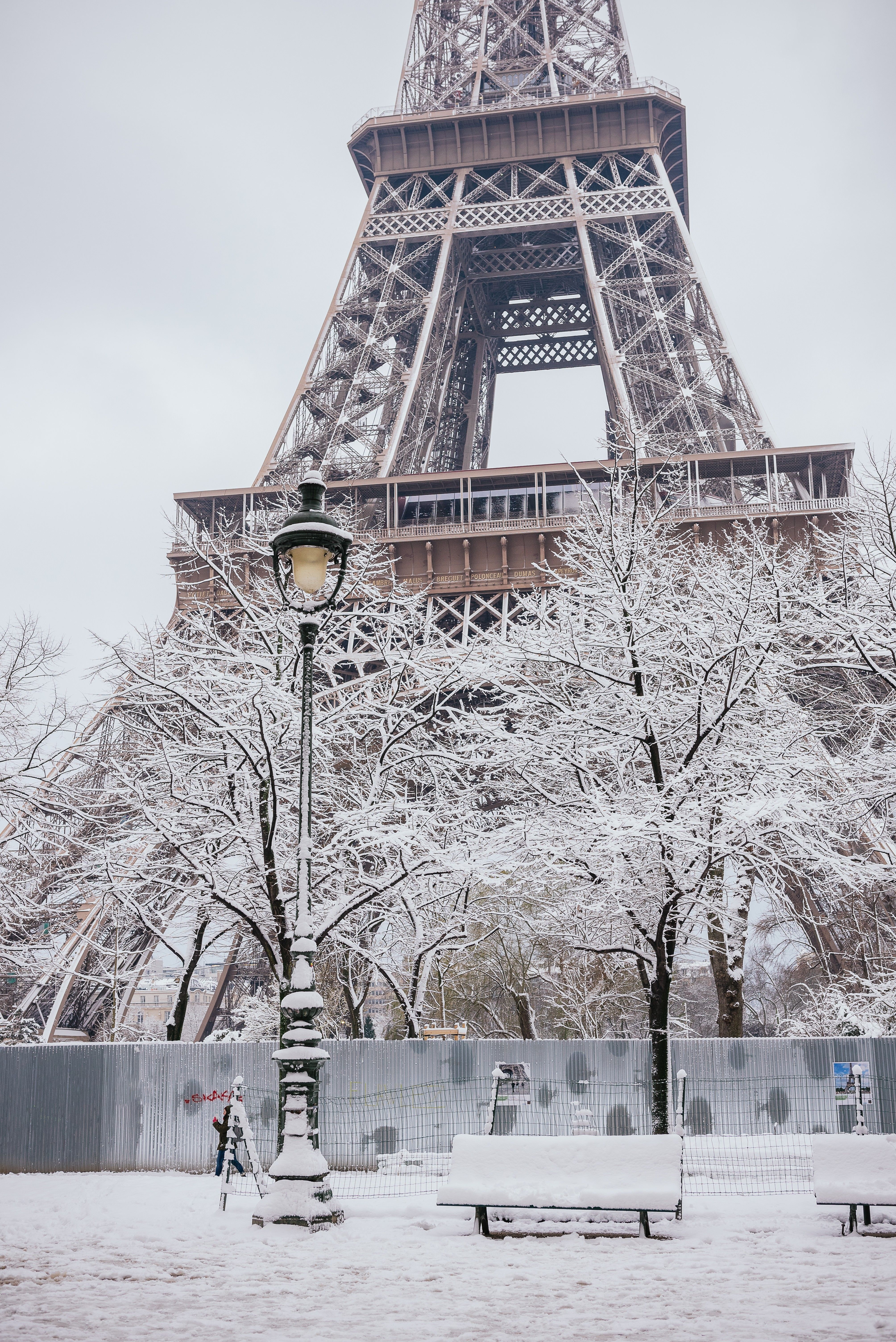 Paris photo portfolio of The Paris Photographer team. Paris photo, Paris snow, Paris photography