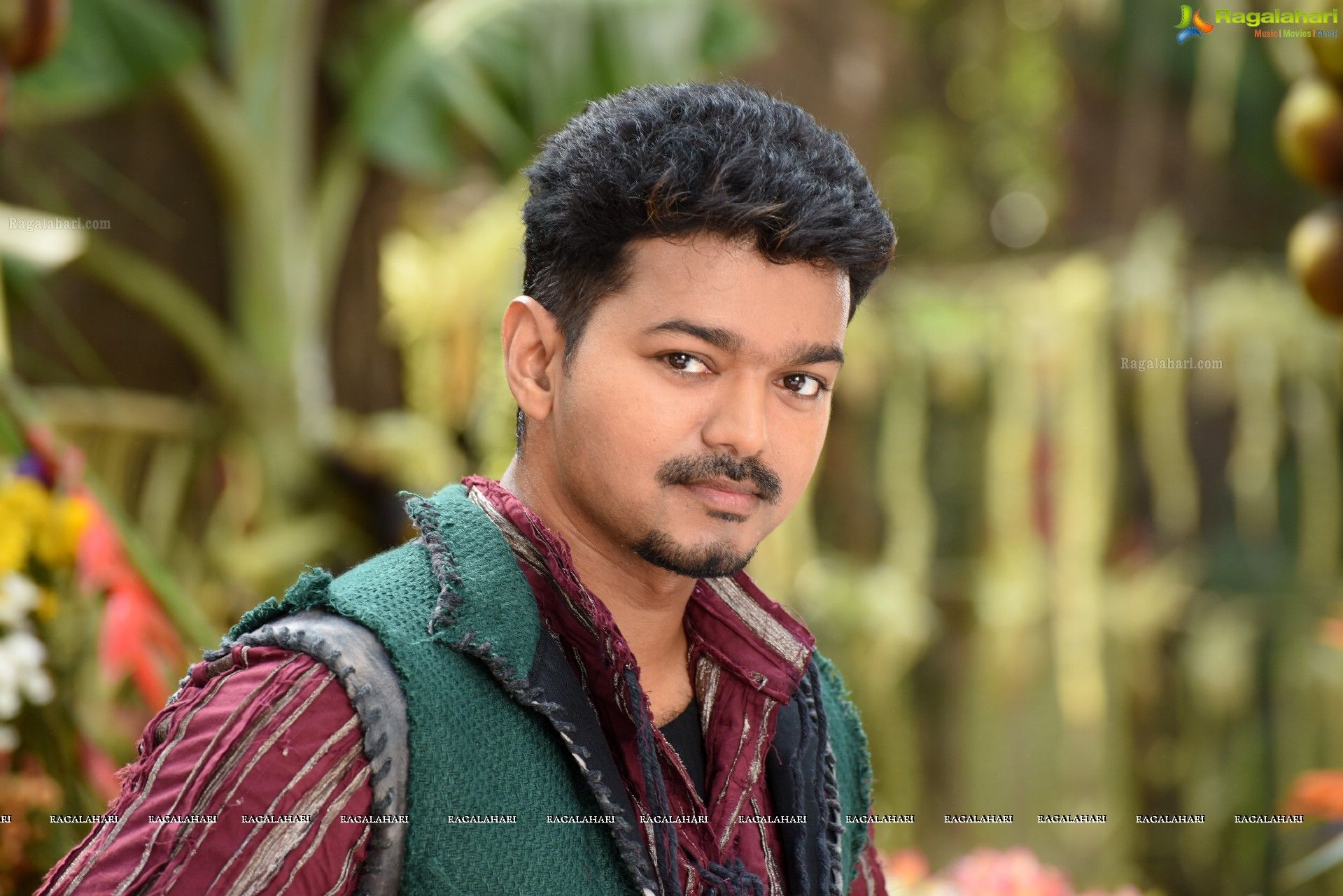 Tamil Movie Puli Photo Gallery and Videos Discussion Board