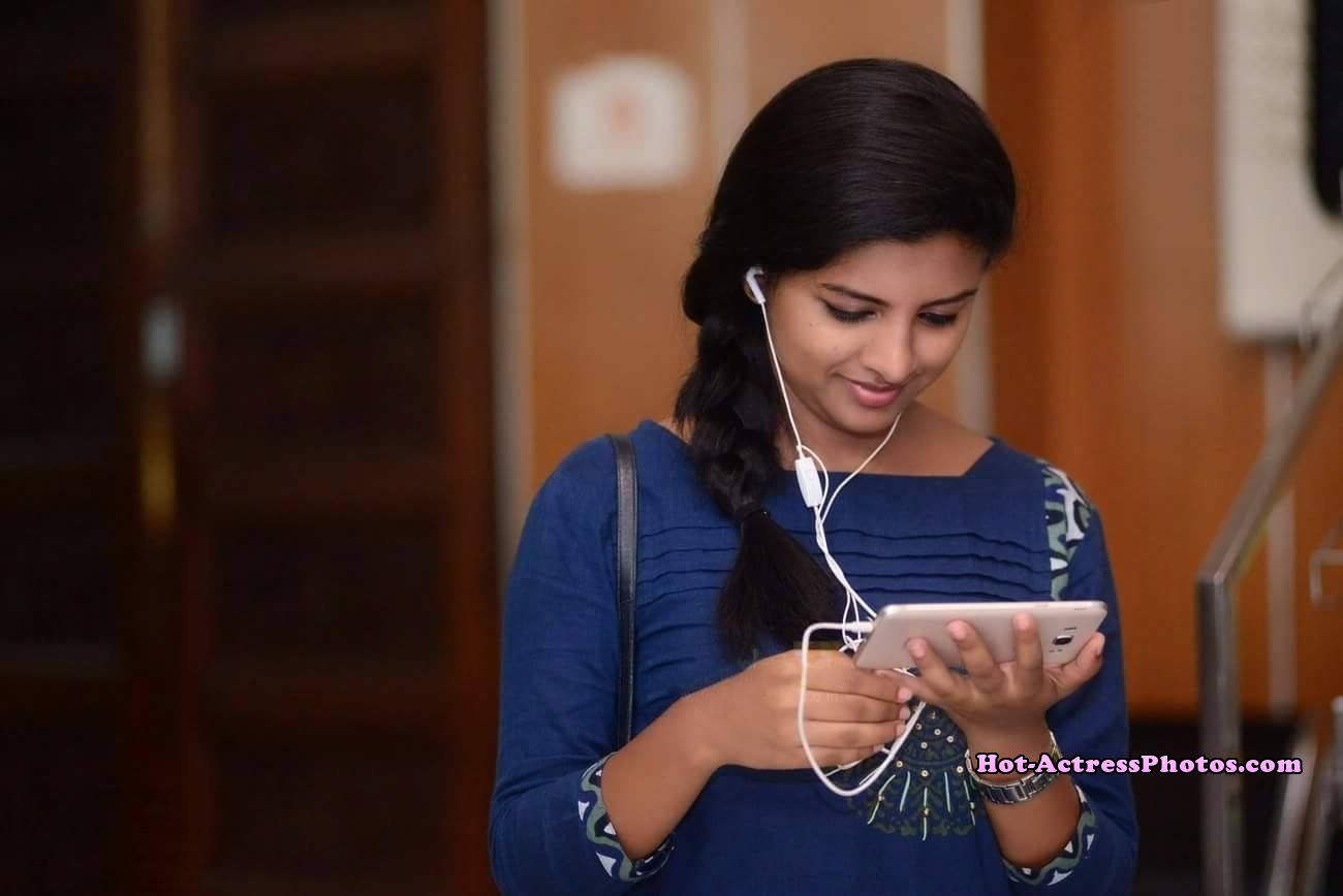 Lijo Mol Jose Actress Photo