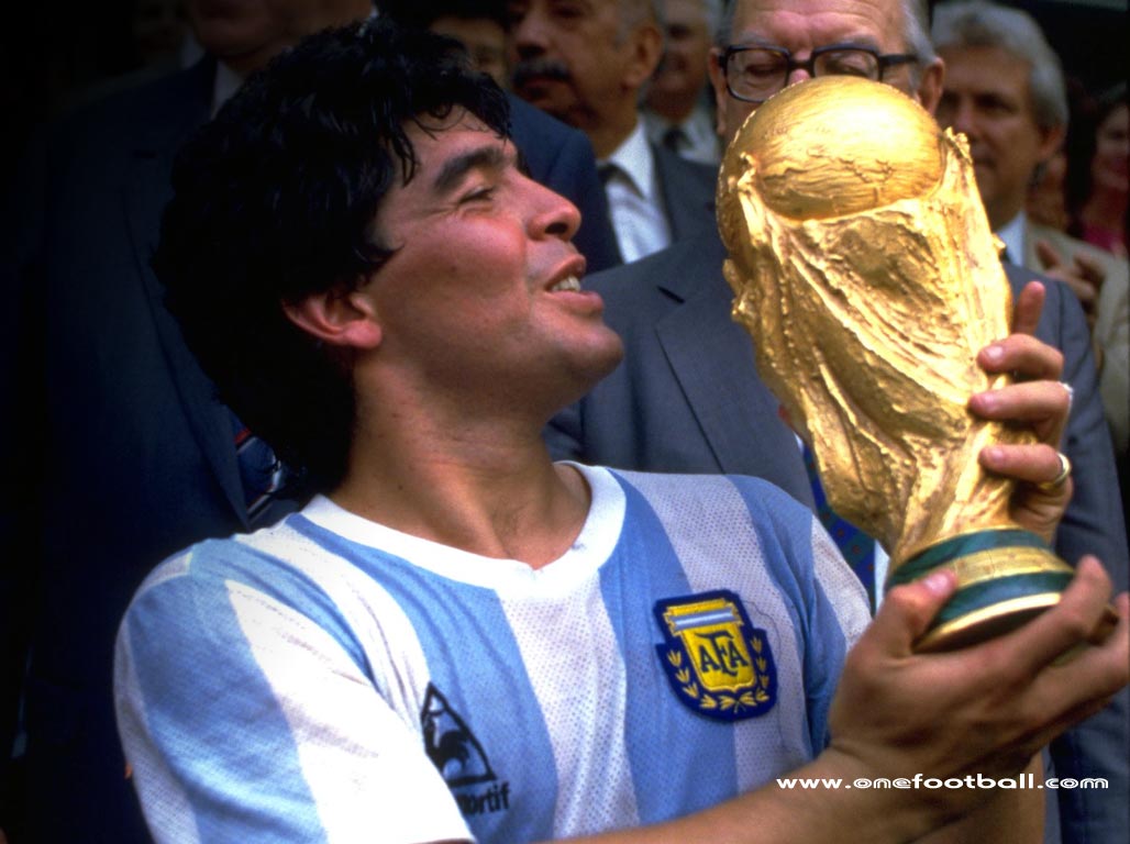 DiegO MaradonA 2013 Sports Wallpaper. Events Wallpaper. Fashion Designing Wallpaper