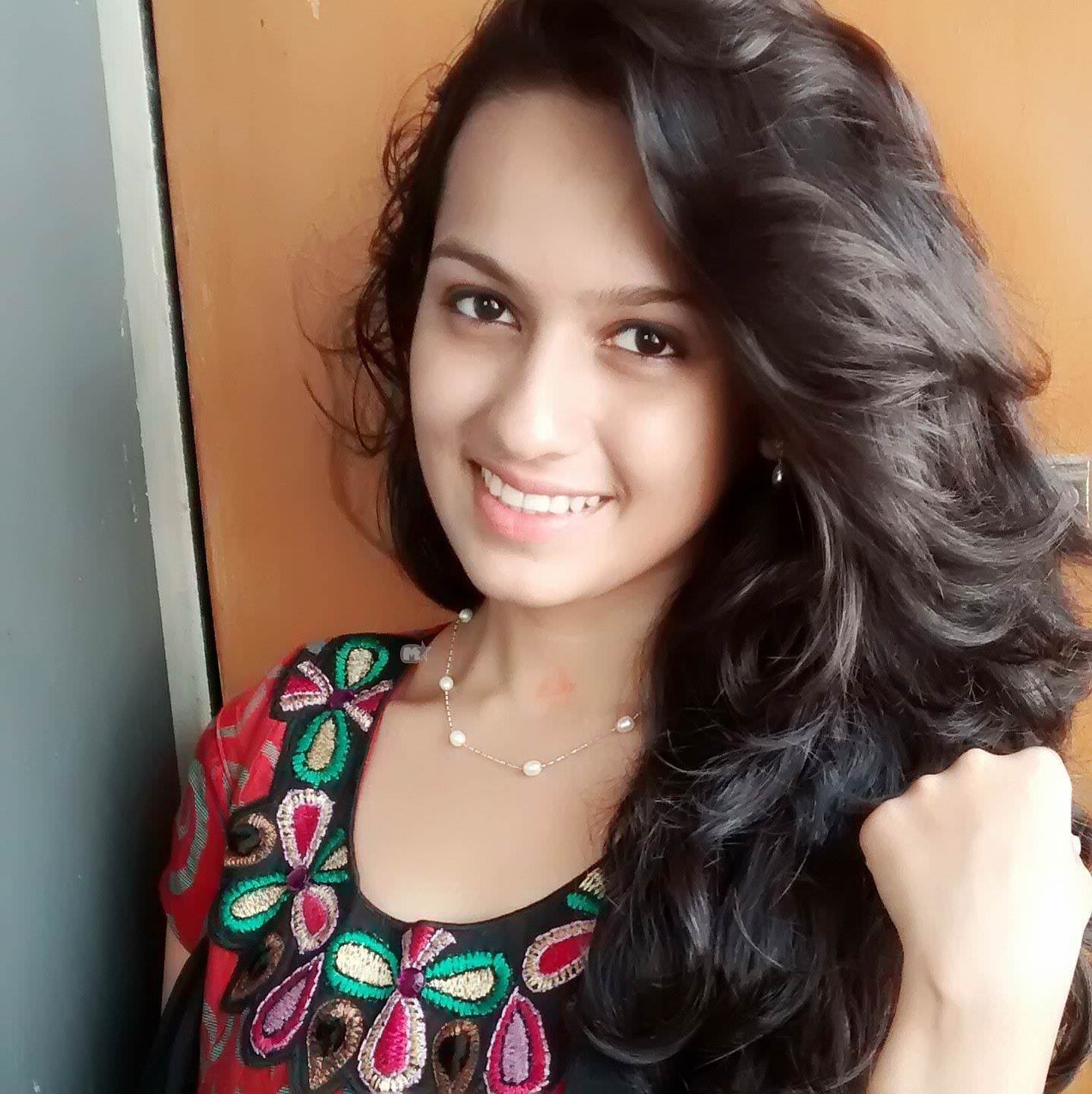 Shivani Baokar Marathi Actress Photo Bio Wiki Sheetal Lagir Zala Ji