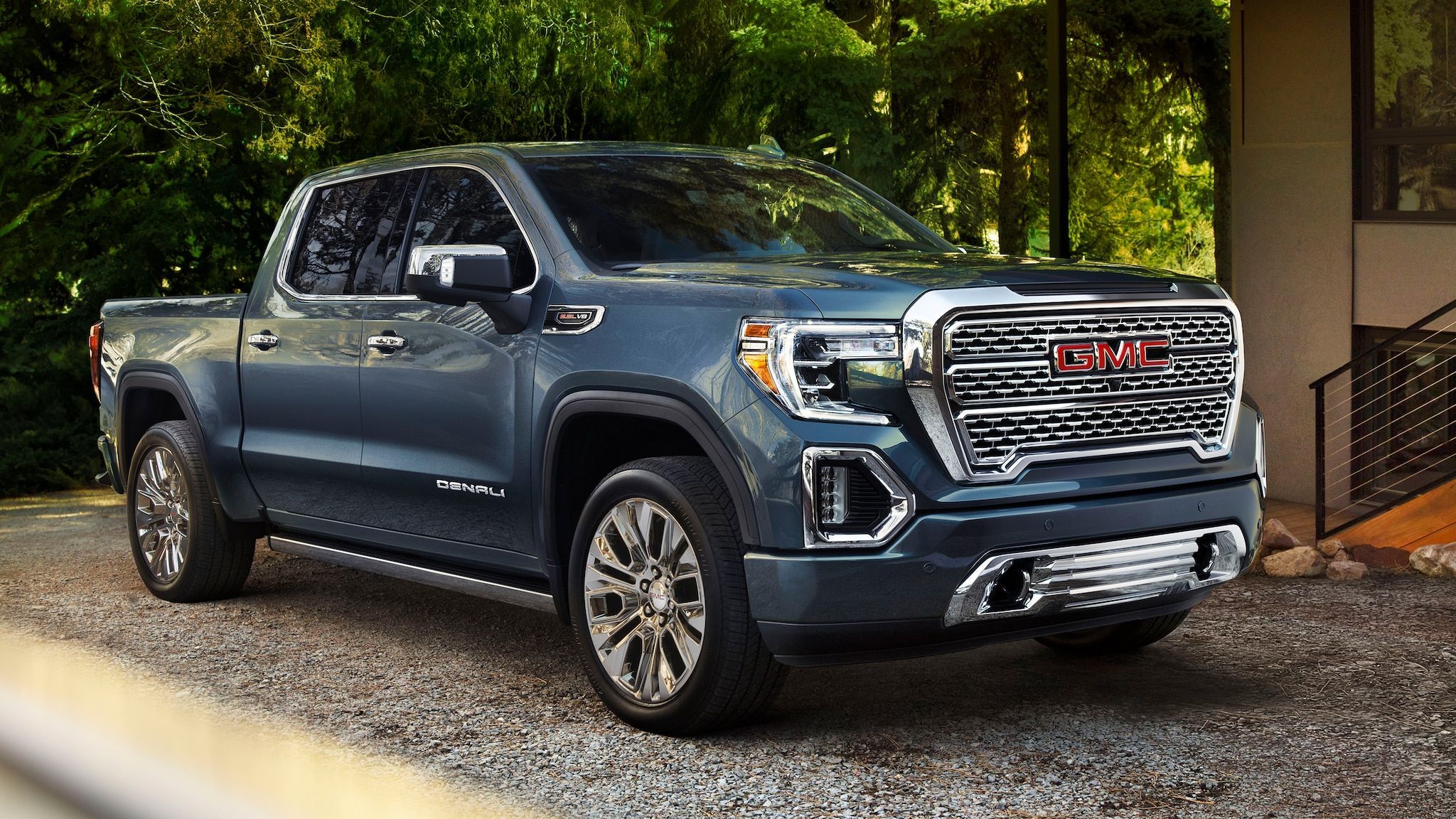 GMC Sierra 1500 Review, Pricing, and Specs
