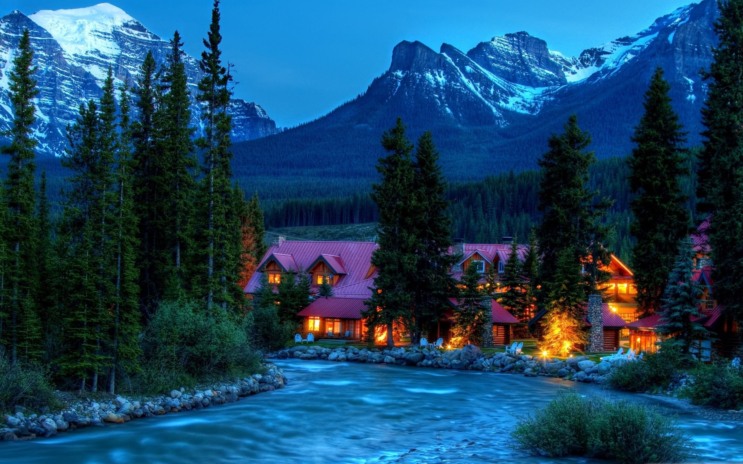 Mountain resort MacBook Air Wallpaper Download