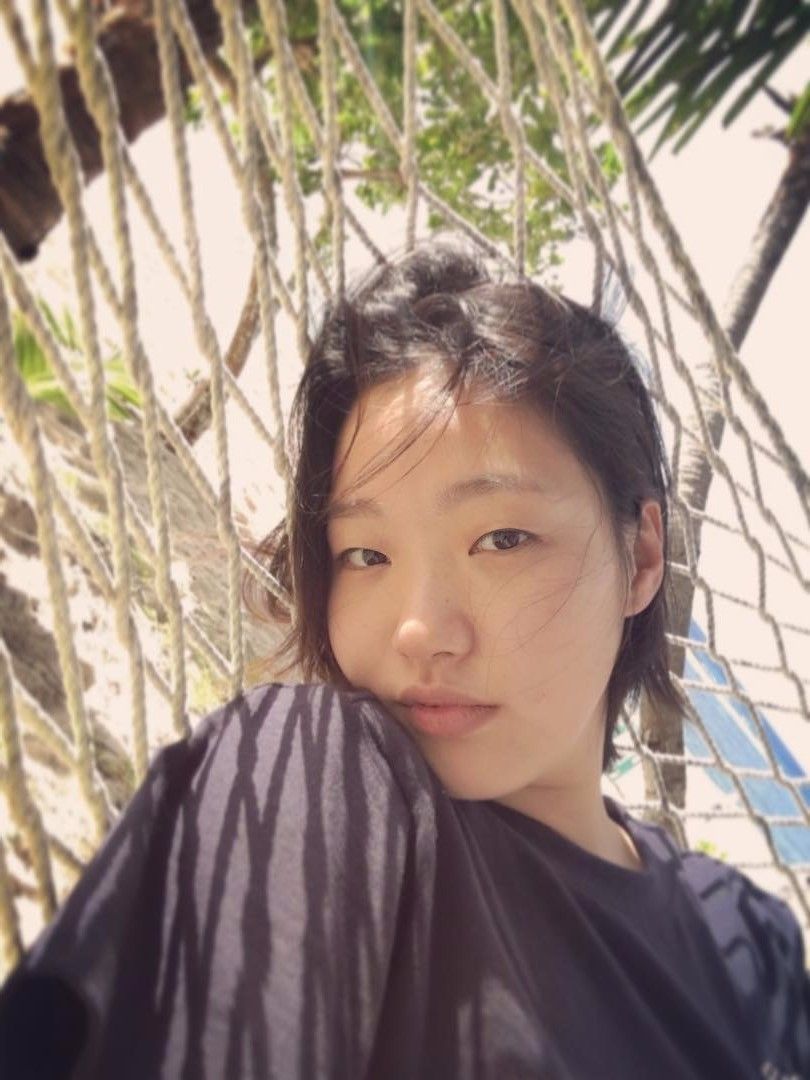 Did Kim Go Eun Undergo Plastic Surgery? Let's Compare Some Photo!