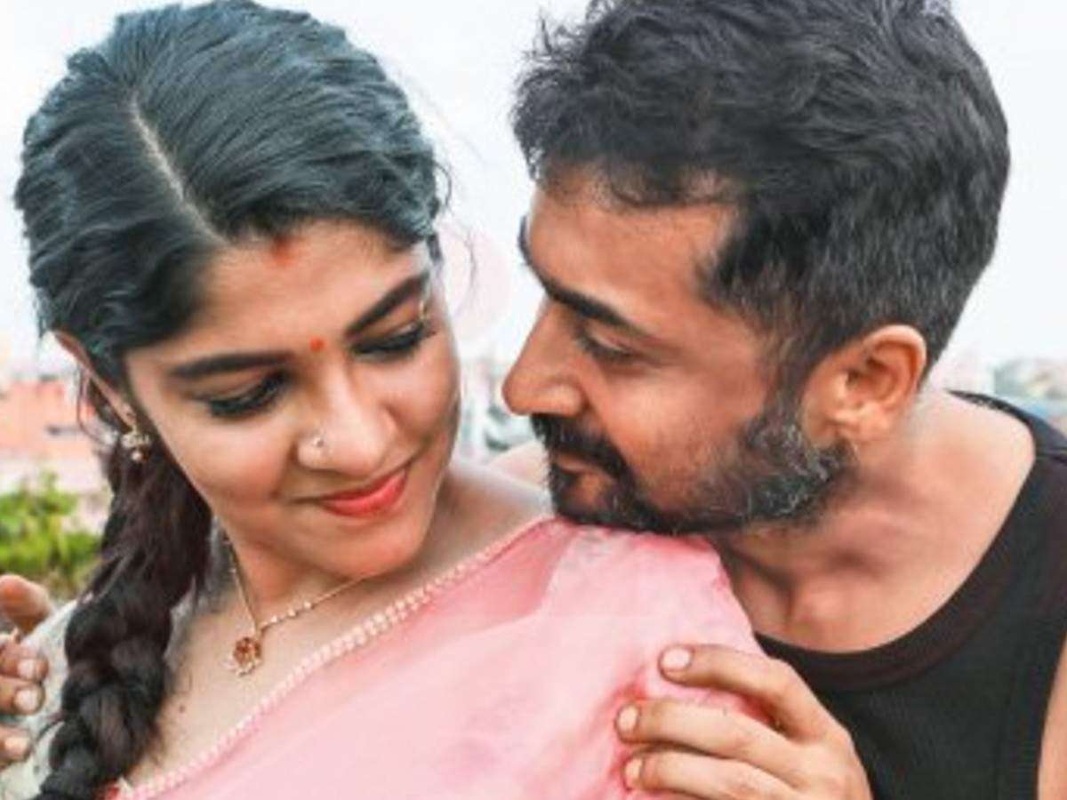 Suriya's 'Soorarai Pottru' to be released on Independence Day weekend?. Tamil Movie News of India