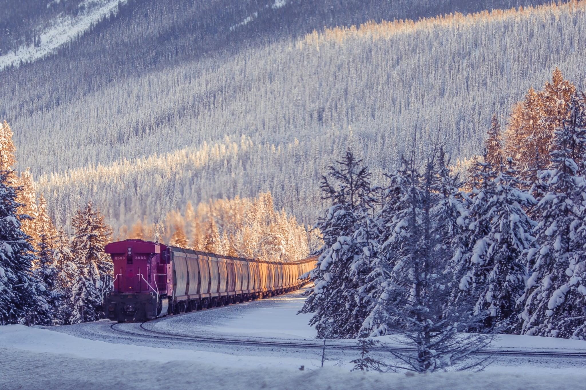 Winter Wallpaper Train