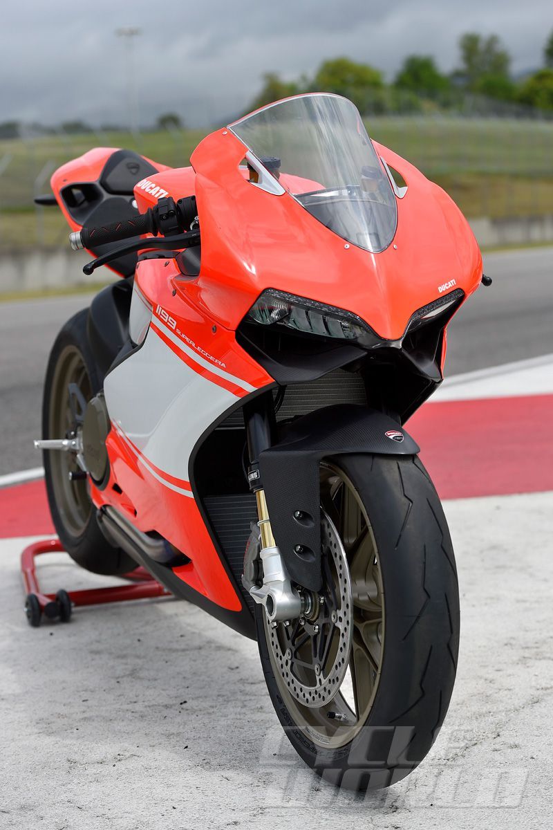 Ducati 1199 Superleggera- Exclusive First Ride Review- Photo- Specs