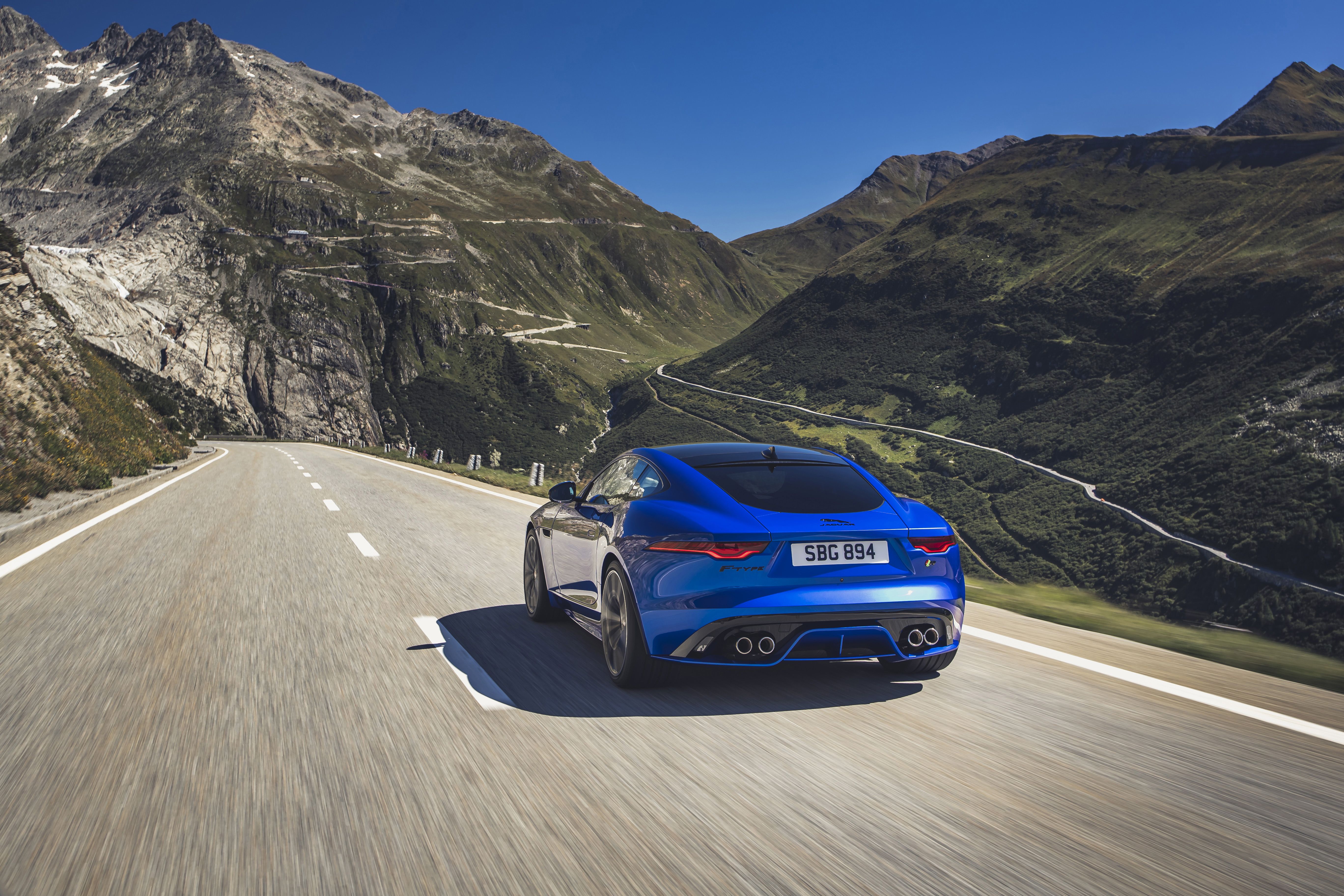 I'm In Love With These 2021 Jaguar F Type Wallpaper