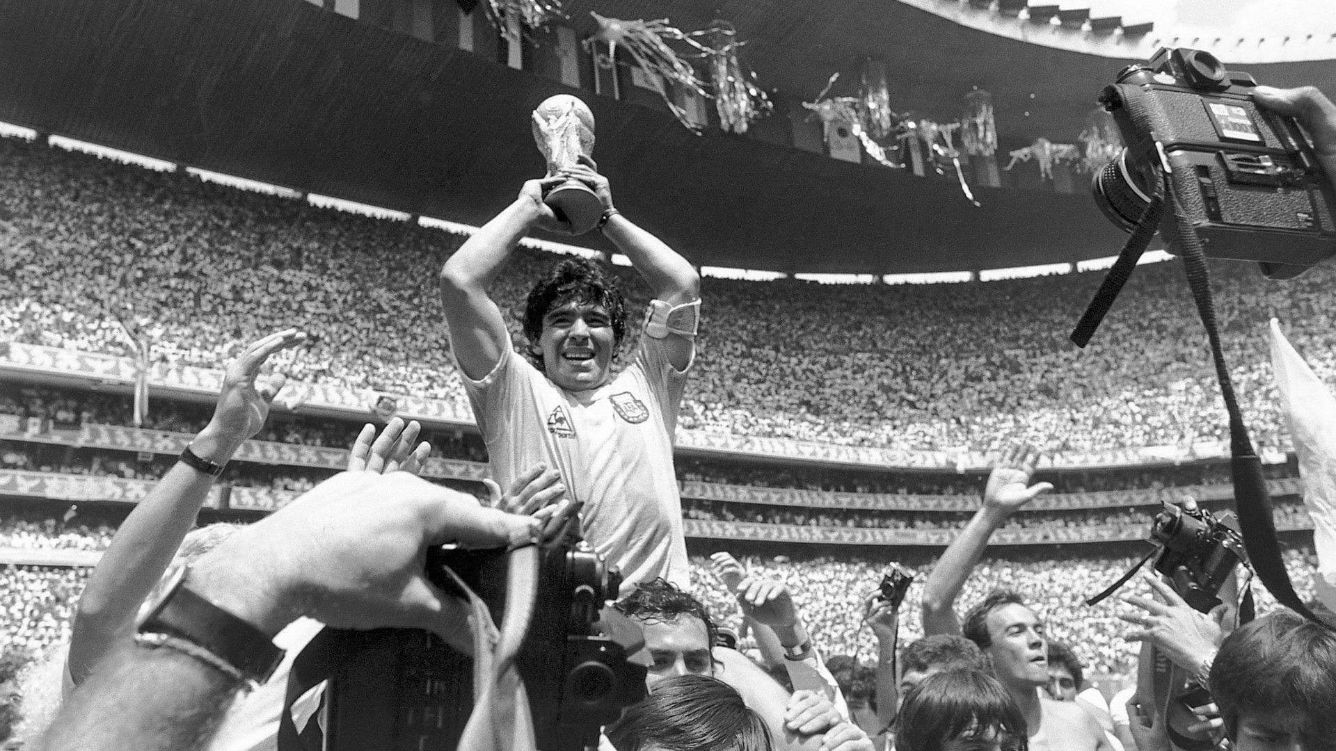 Argentina, Diego Maradona Wallpaper HD / Desktop and Mobile Background