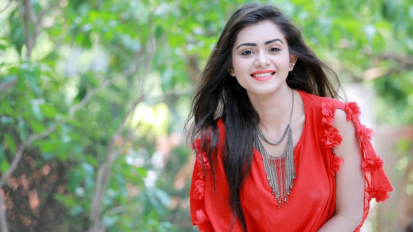 Tanjin Tisha: Bangladeshi Model Actress HD Photo Wallpaper