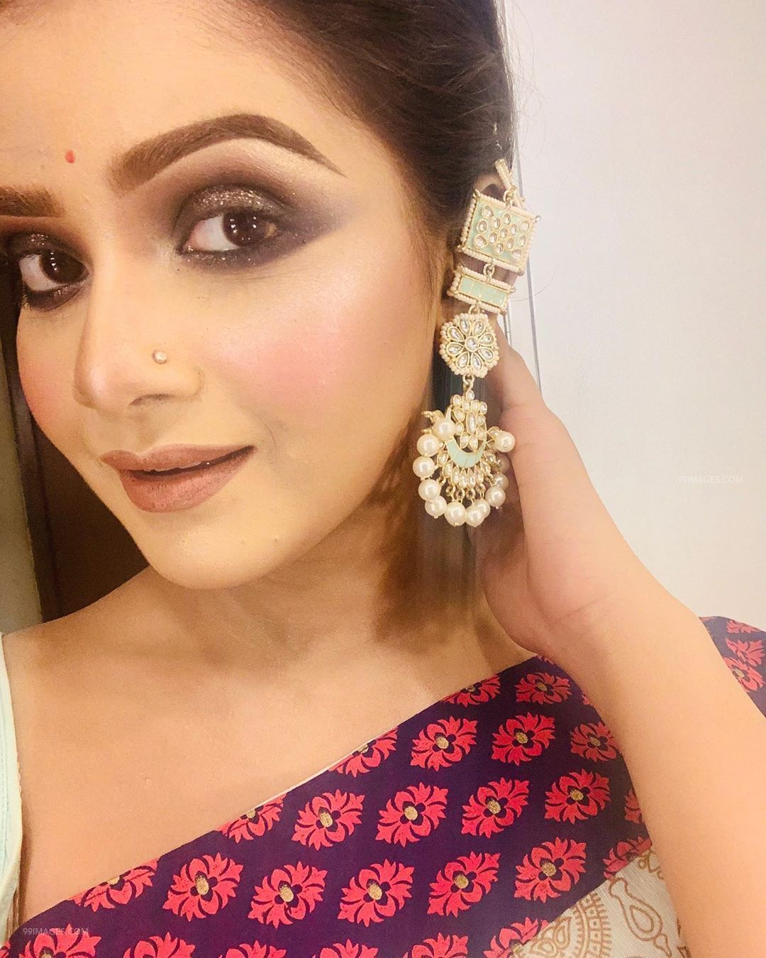 Tanjin Tisha Hot Beautiful HD Photo / Wallpaper (1080p) # tanjintisha #actress #model #bollywood #televisionprese. Photo wallpaper, HD photo, Beautiful