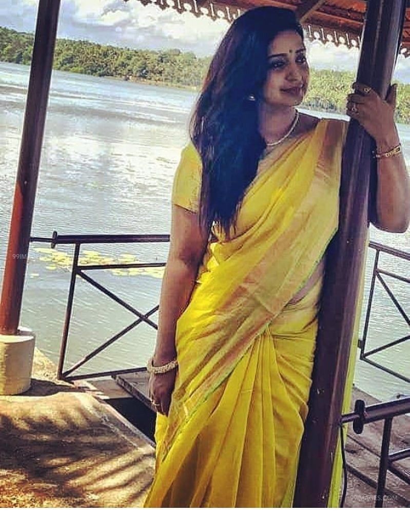Sona Nair HD Wallpaper (Desktop Background / Android / iPhone) (1080p, 4k) (799x999)