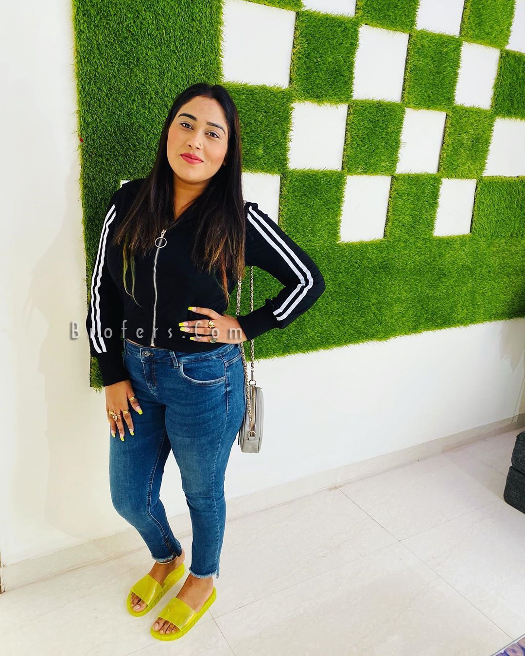 Singer Afsana Khan Bio, Hindi Biography, Real Name, Caste, Village, Height, Boyfriend, HD Wallpaper, Picture And Image