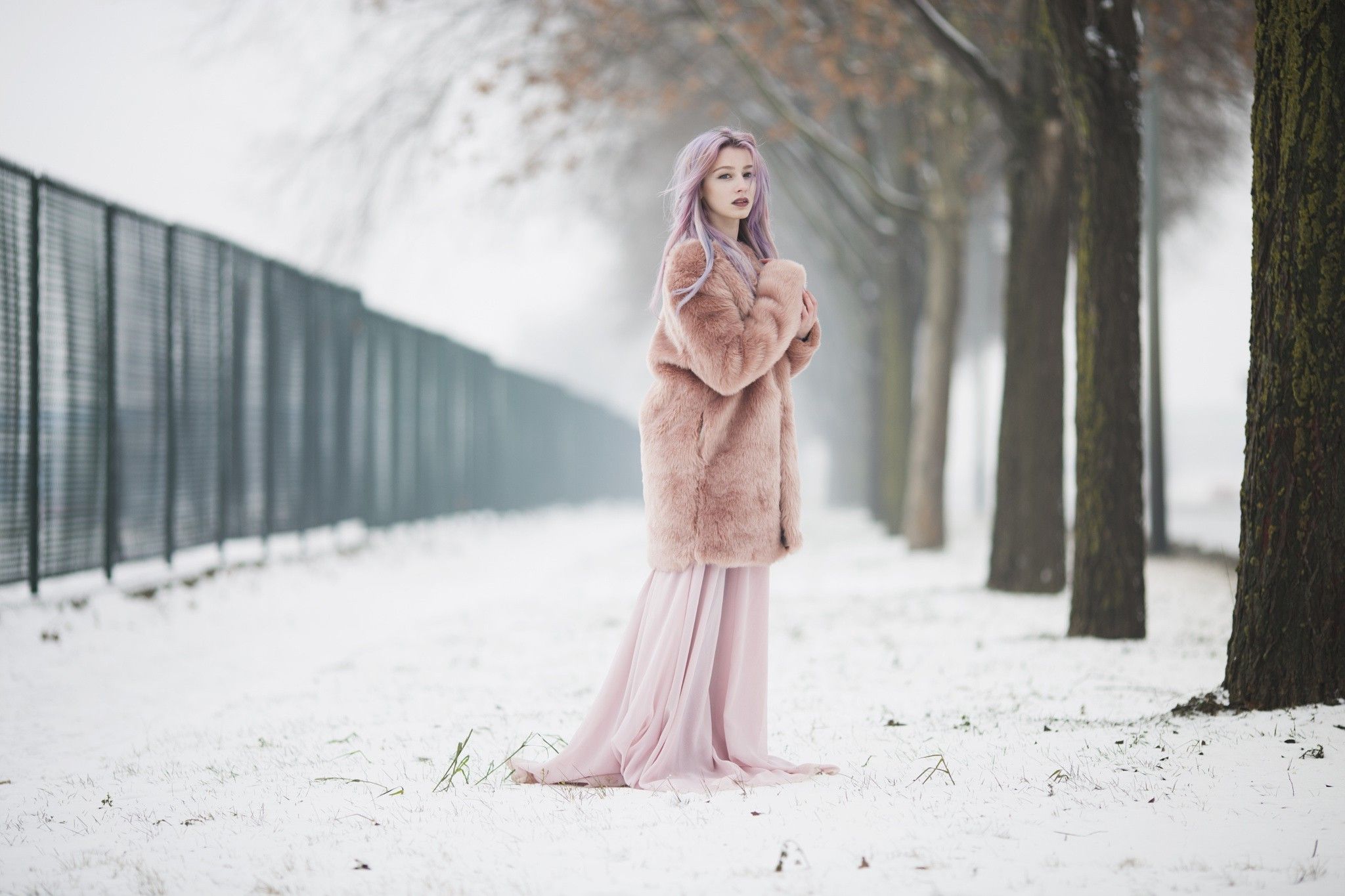 women, Looking At Viewer, Pink Hair, Blonde, Winter, Alone, Snow Wallpaper HD / Desktop and Mobile Background