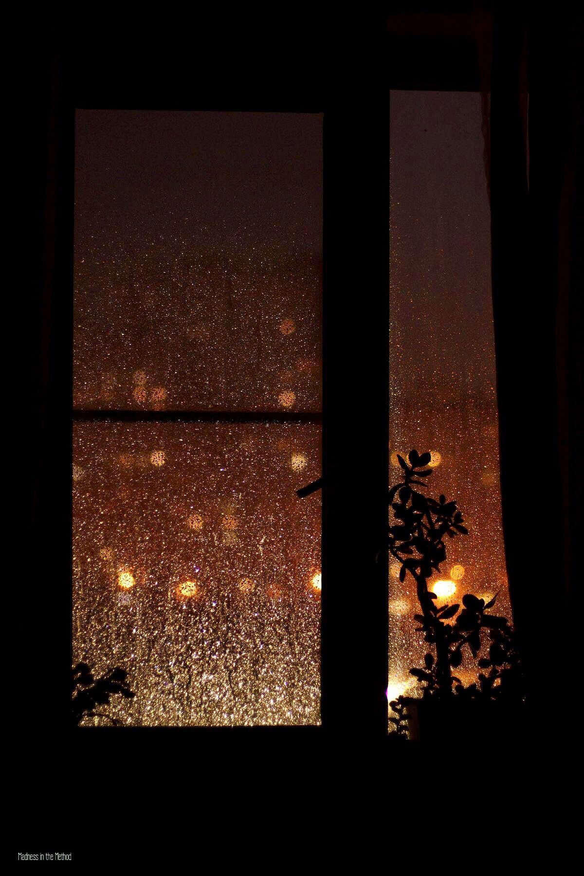 ✧Rain✧. Rain wallpaper, Rainy wallpaper, Night aesthetic