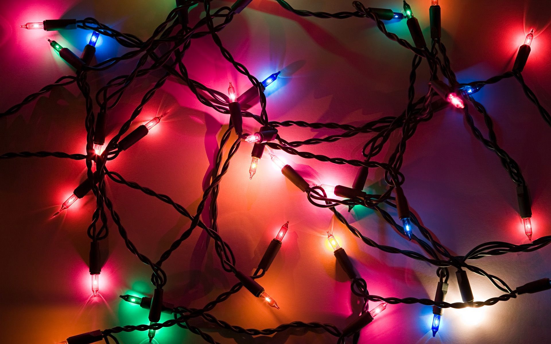 Colorful Christmas lights. Christmas desktop, Christmas wallpaper free, Christmas desktop wallpaper