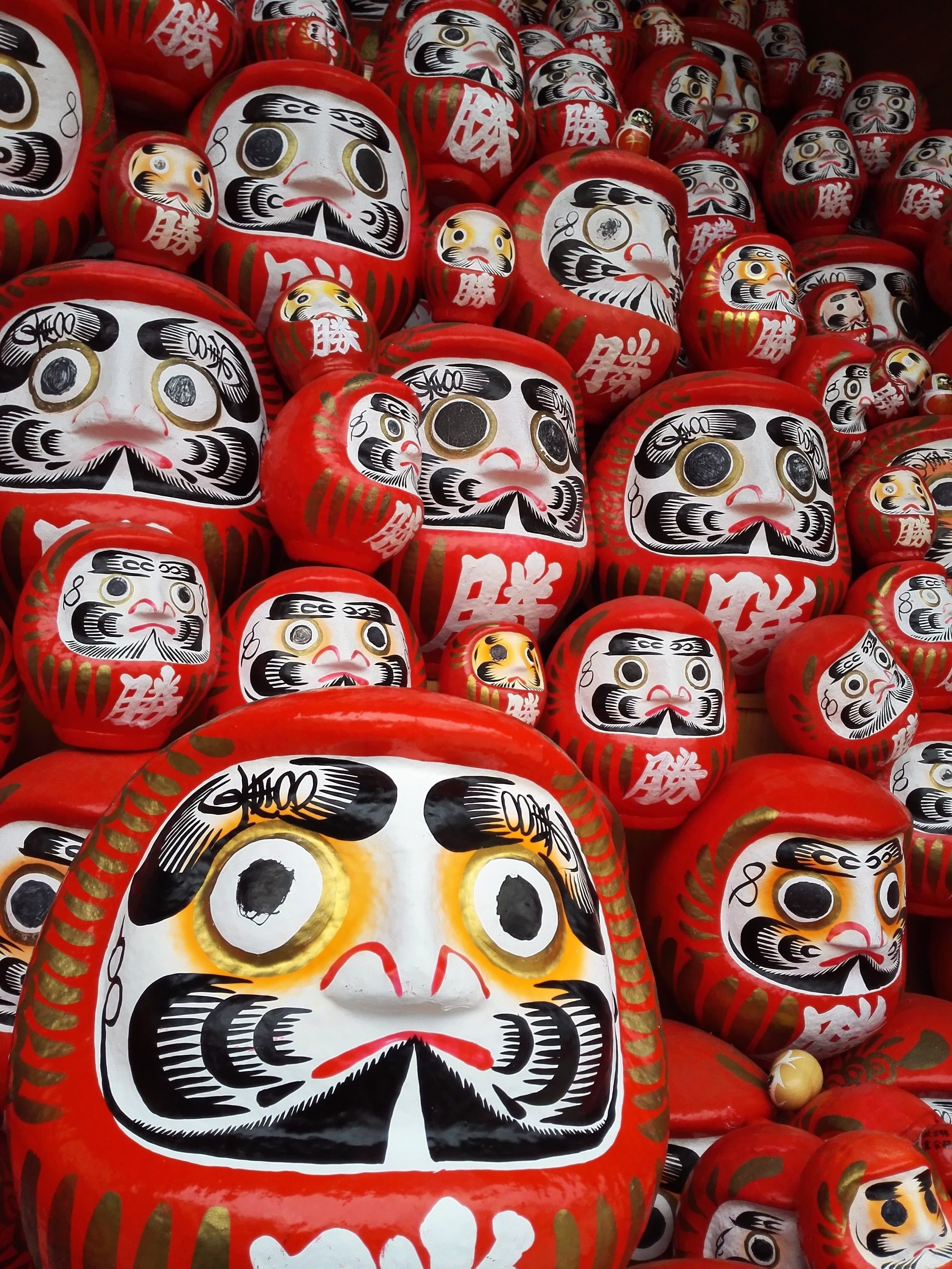 Stack Of White And Red Masks #dharma Daruma Doll Tumbling Doll #japan Mask Dis 4K. Daruma Doll, Daruma, Red Mask