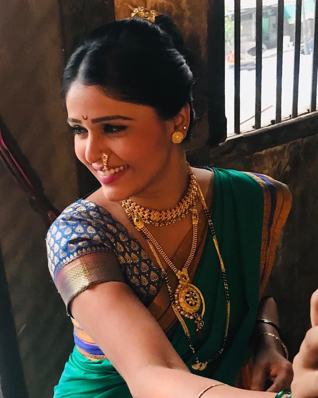 Akshaya Deodhar marathi actress 14