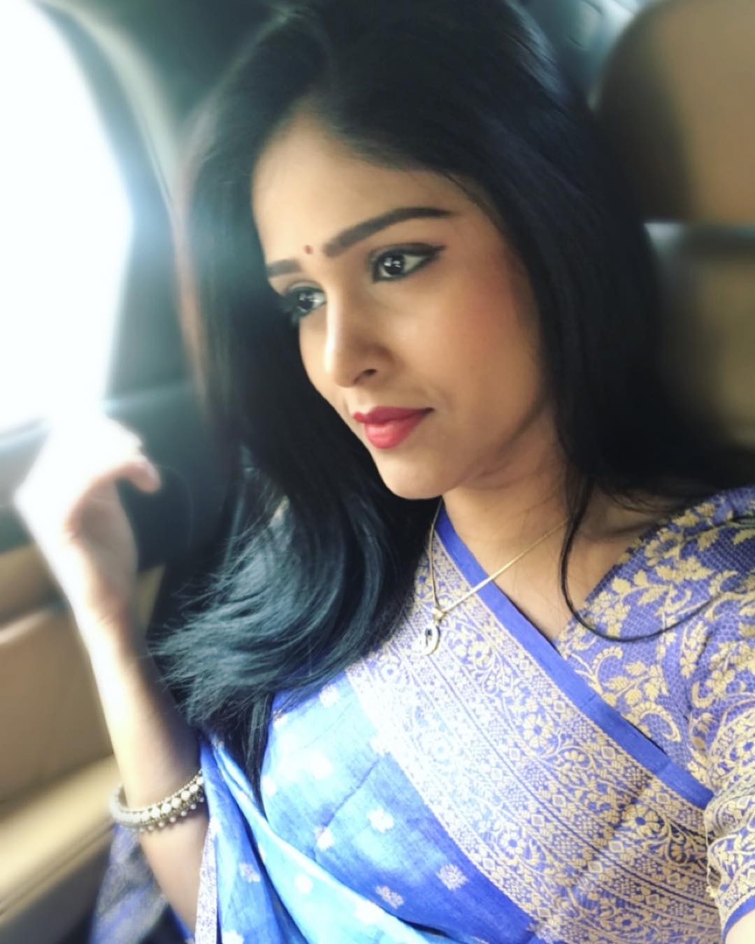 Akshaya Deodhar marathi actress 5