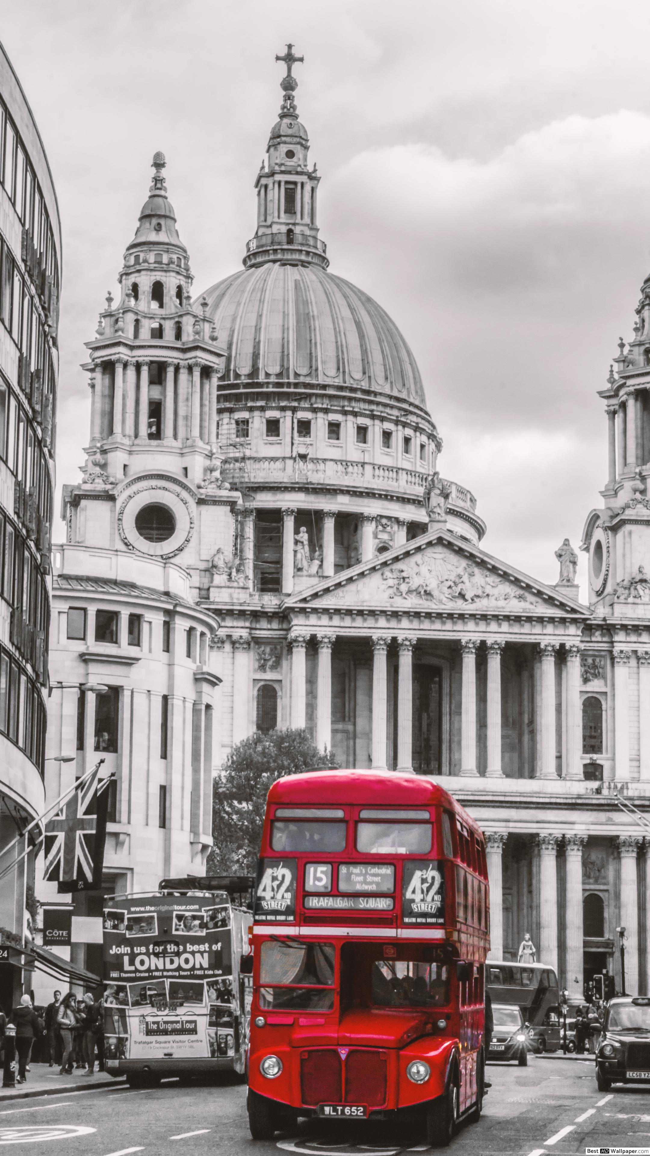 Red London bus in St. Paul Cathedral HD wallpaper download