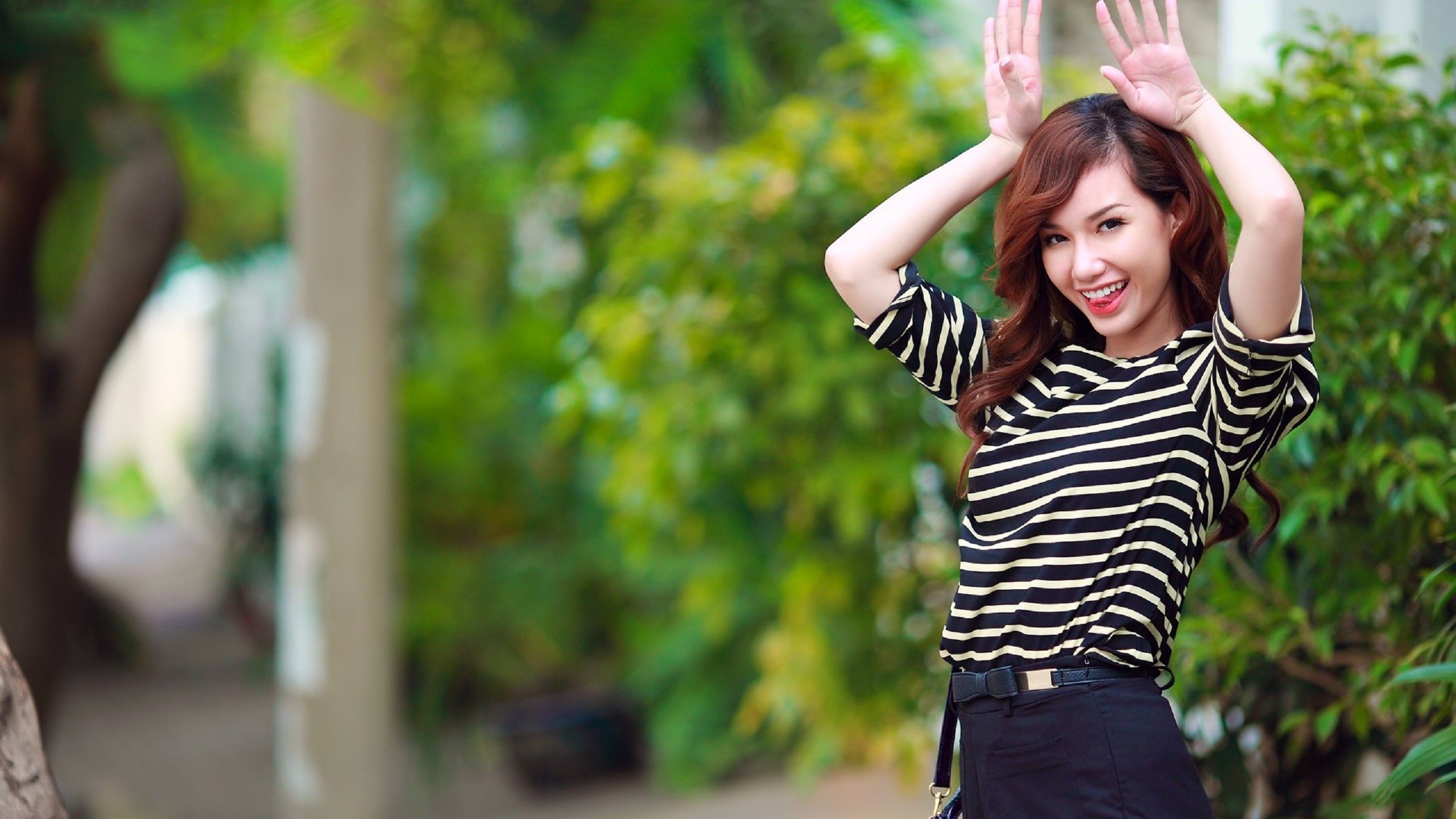 Naughty or Nice Wallpaper. Doctor Who Christmas Wallpaper, Doctor Who iPhone Wallpaper and Outdoor Wallpaper