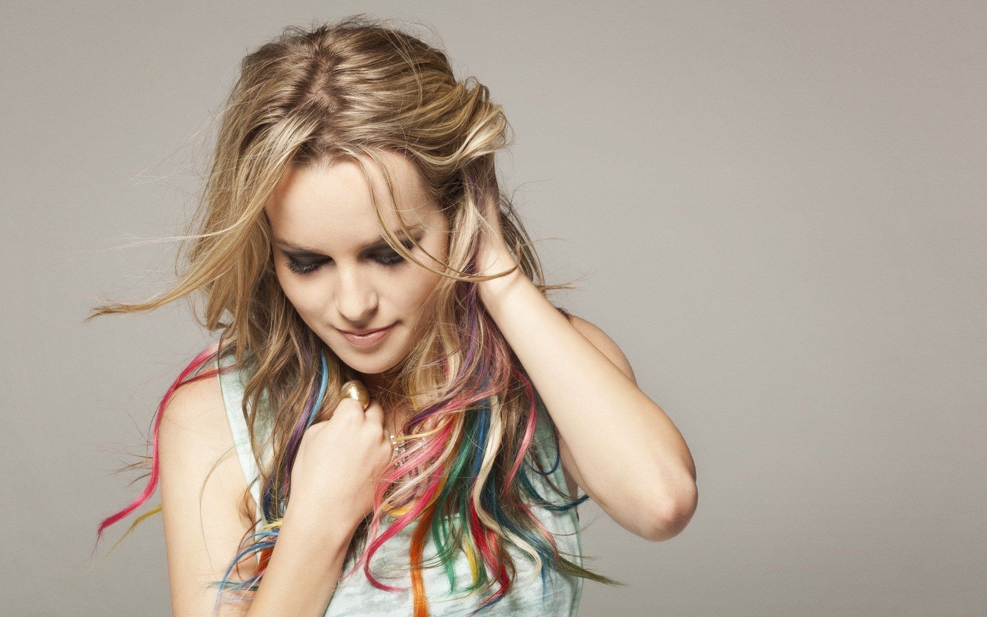 Naughty And Colorful Bridgit Mendler HD. HD Hollywood Actresses Wallpaper for Mobile and Desktop