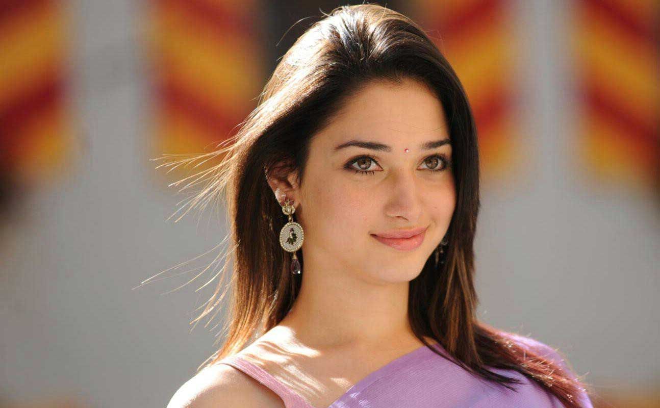 women want men. Actress wallpaper, Actresses, Cute beauty