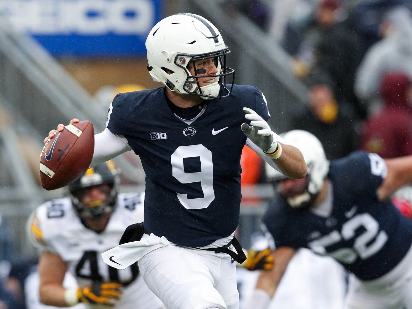Trace McSorley injury: Penn State QB briefly leaves game vs. Iowa