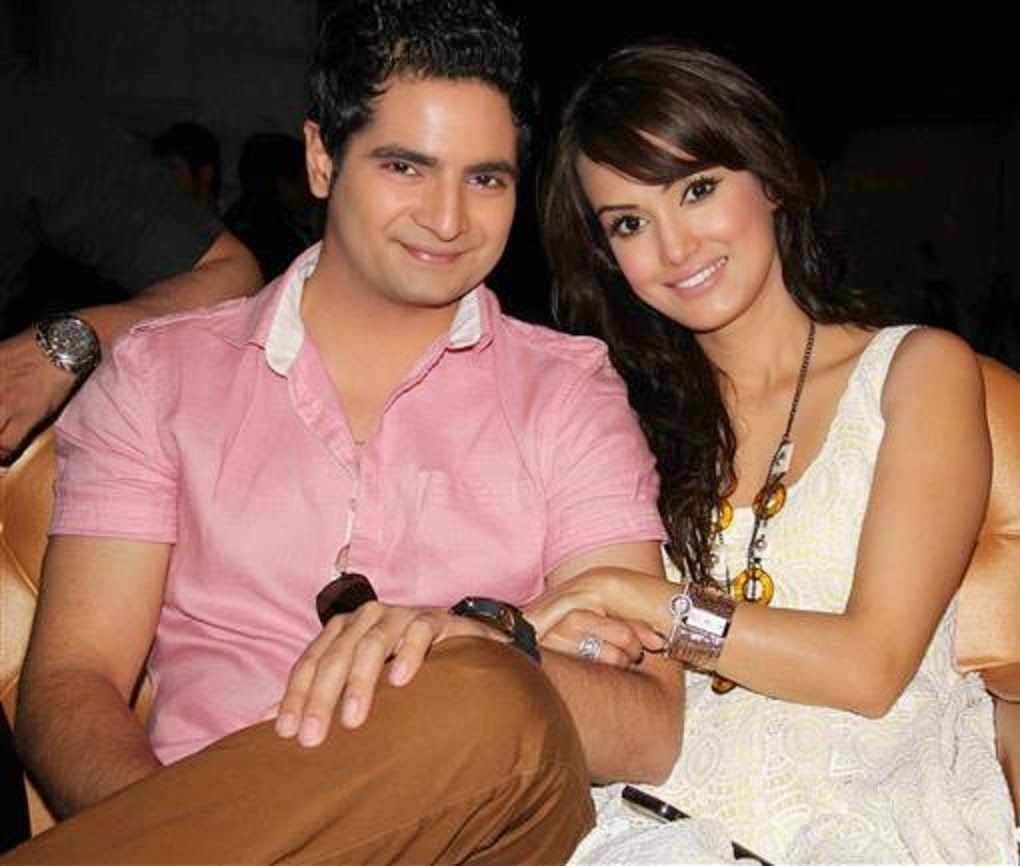 Every Couples HD Wallpaper Download: Karan Mehra & Nisha Rawal Wallpaper Download