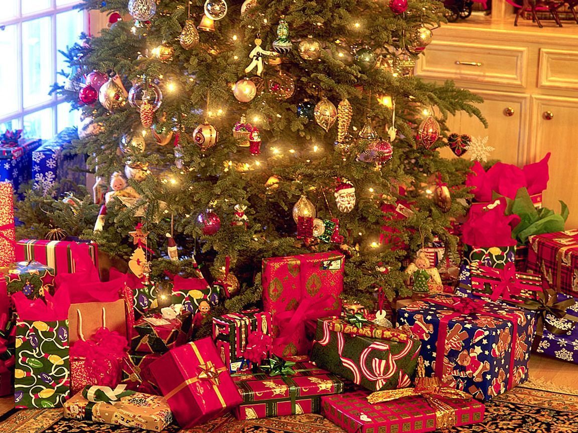 A Christmas Miracle: It Truly is a Wonderful Life. Christmas tree with presents, Christmas wallpaper, Christmas tree