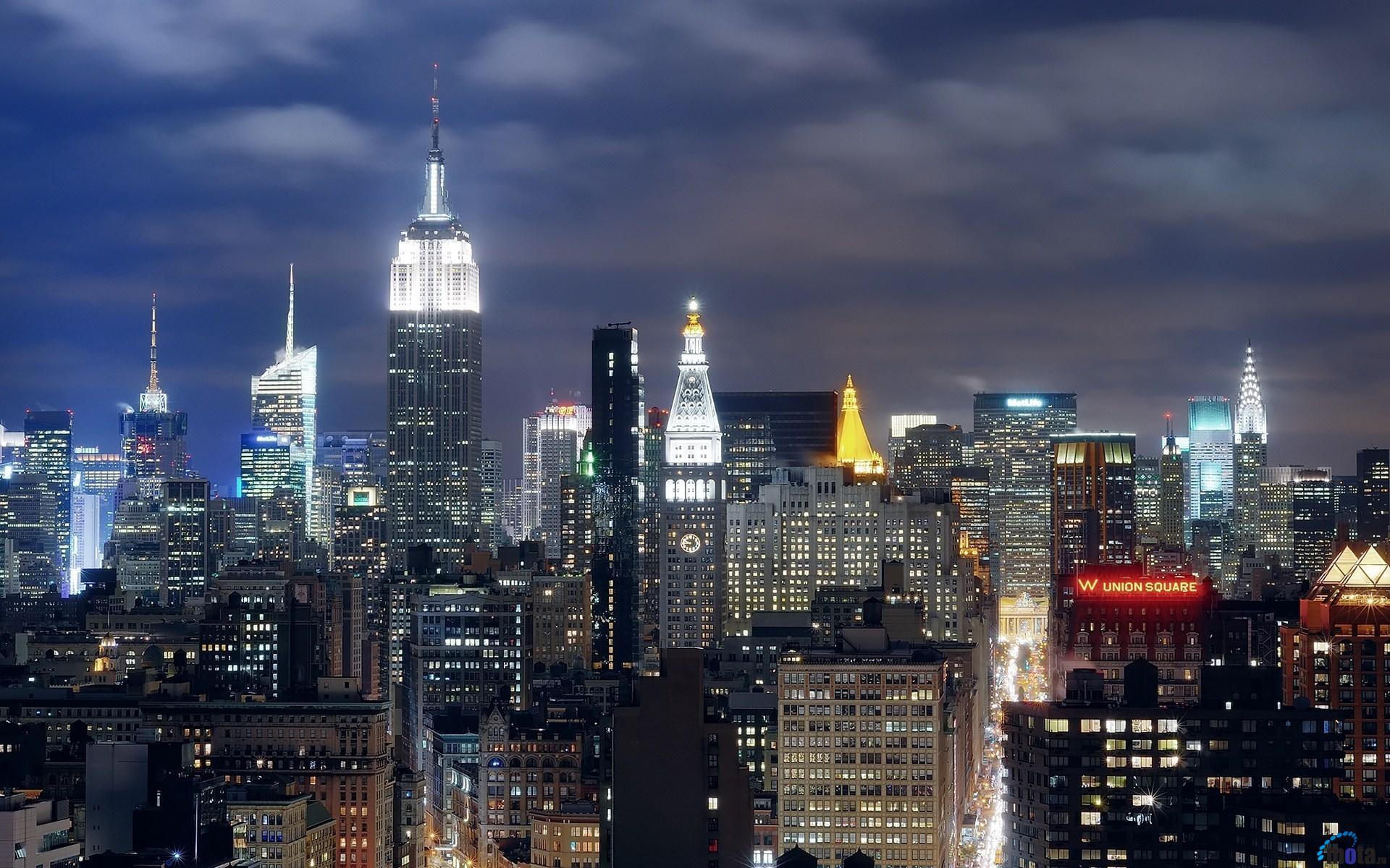 Download Wallpaper Empire State Building 1920 x 1200 widescreen