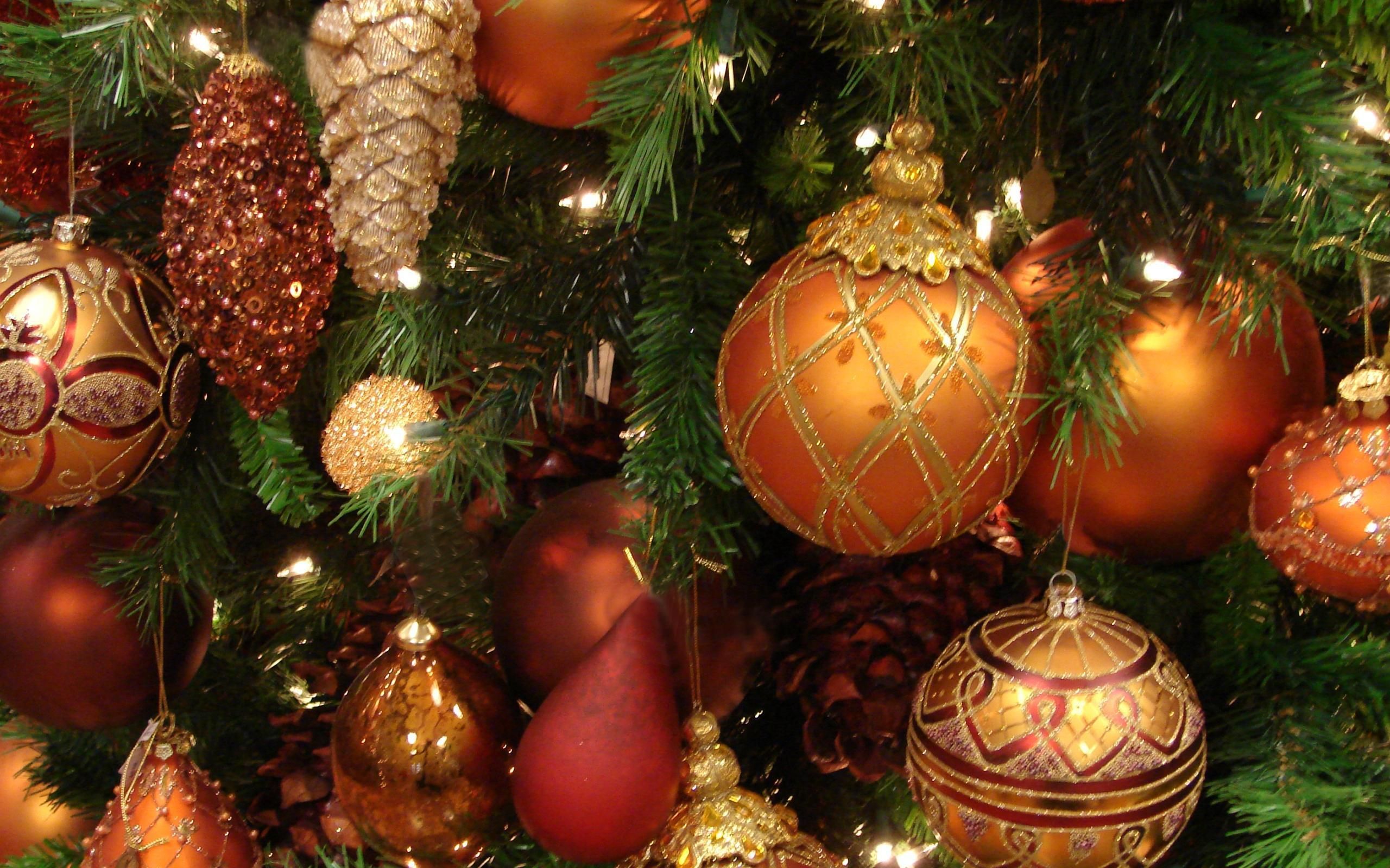Christmas Tree Decoration Wallpaper For Android. Orange christmas tree, Orange christmas, Colorful christmas tree