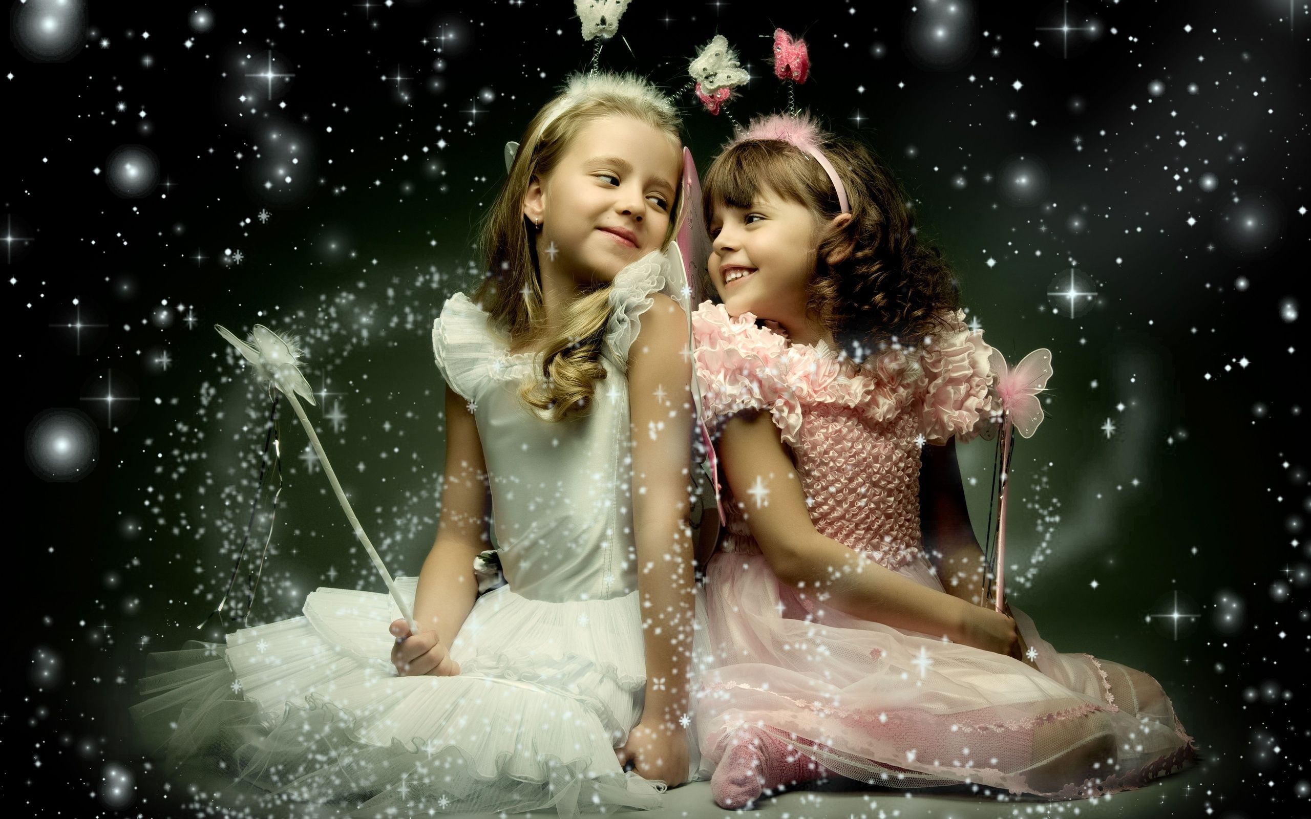 Two Beautiful Little Girl With Wings Wallpaper Of Angel