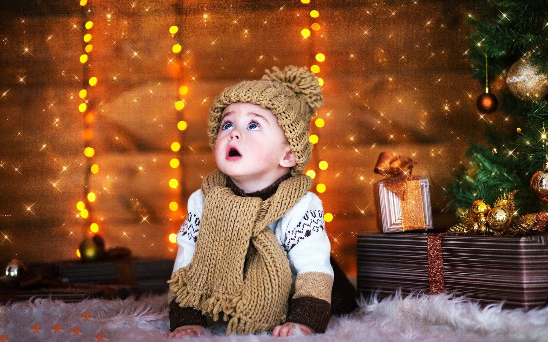 Christmas Time Cute Baby Wallpapers And Backgrounds
