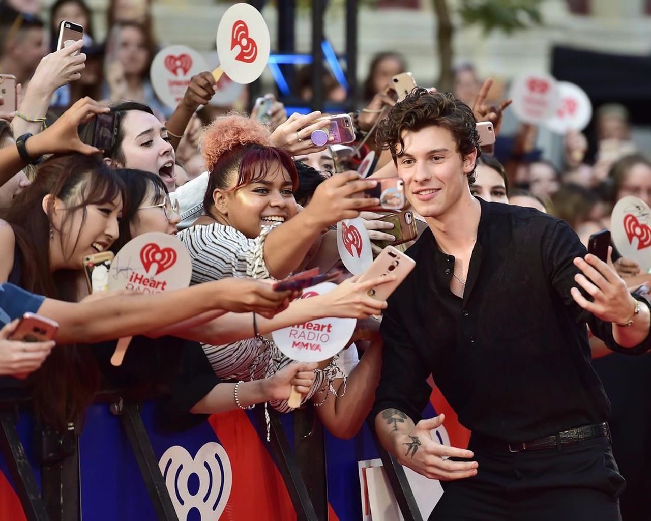 Shawn Mendes drops clues for his fans as he announces new album and single “ Wonder”
