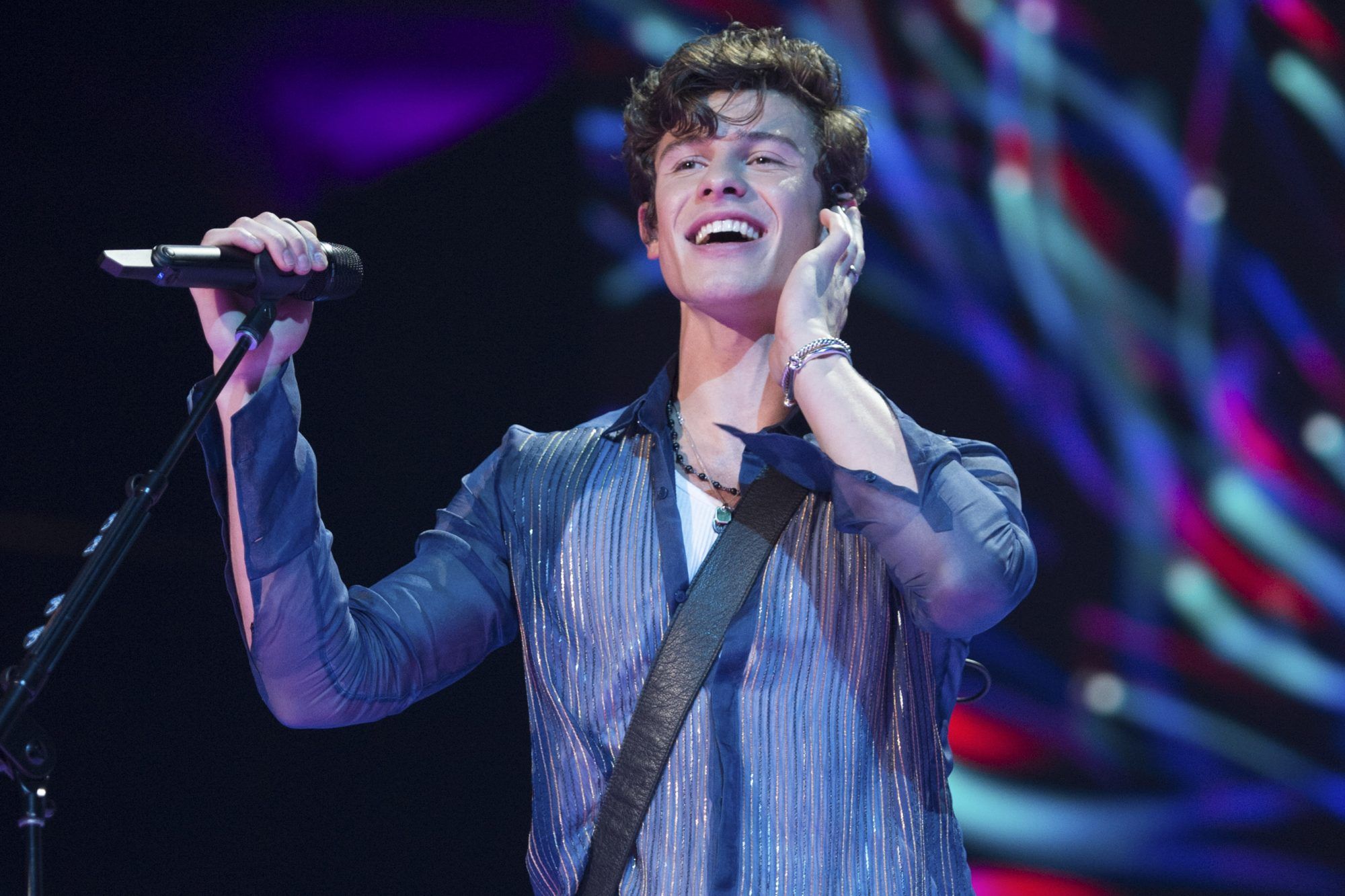 Shawn Mendes drops new single Wonder and music video